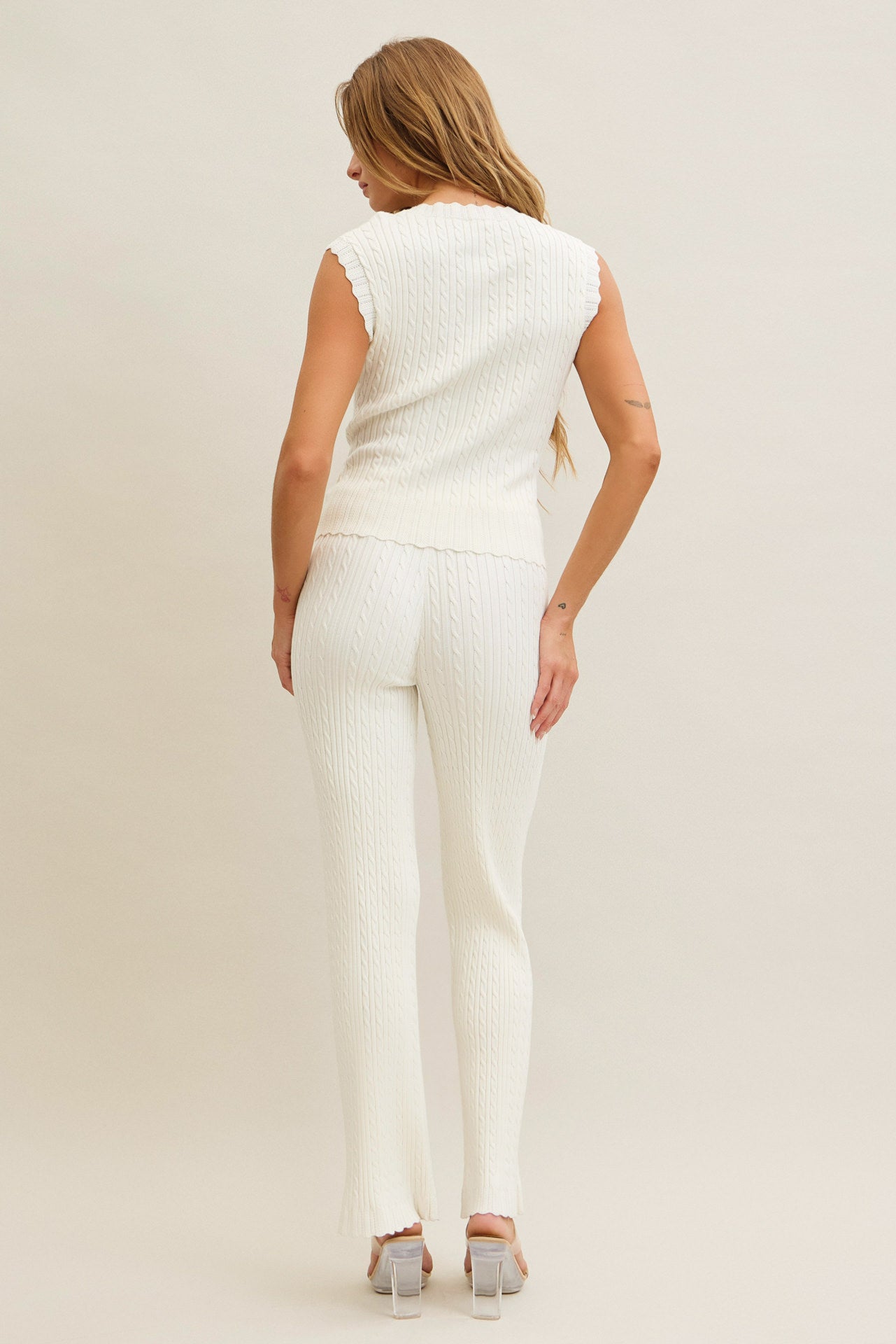Scallop Bloom Sleeveless Sweater Top & Pants Set