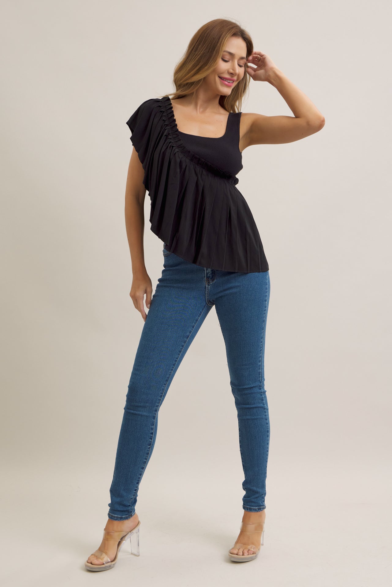 Flowing Contrast Sleeveless Top