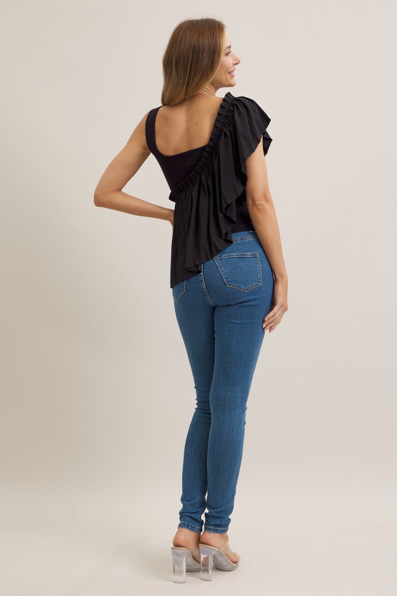 Flowing Contrast Sleeveless Top