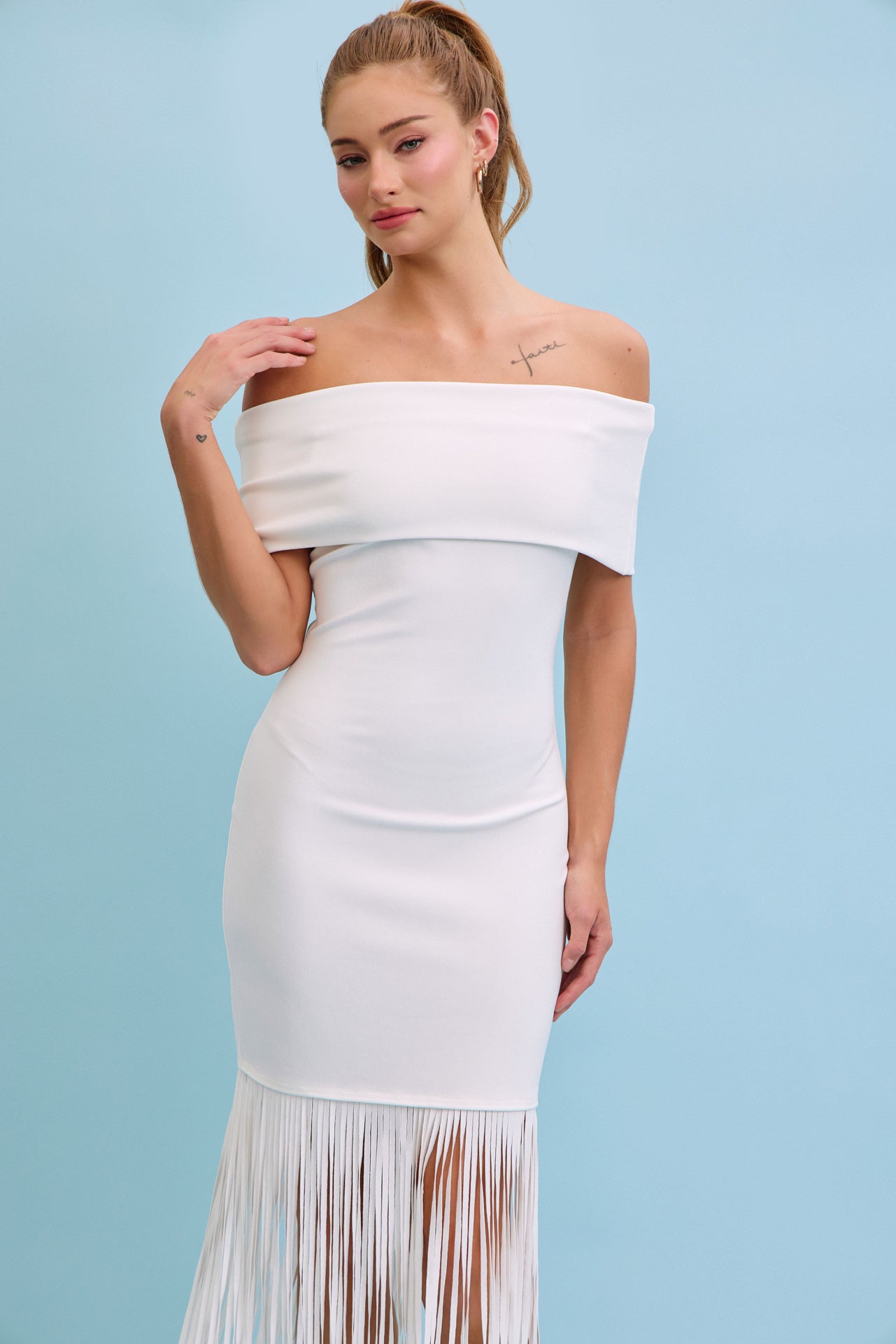 Chic Fringe Off Shoulder Maxi Dress
