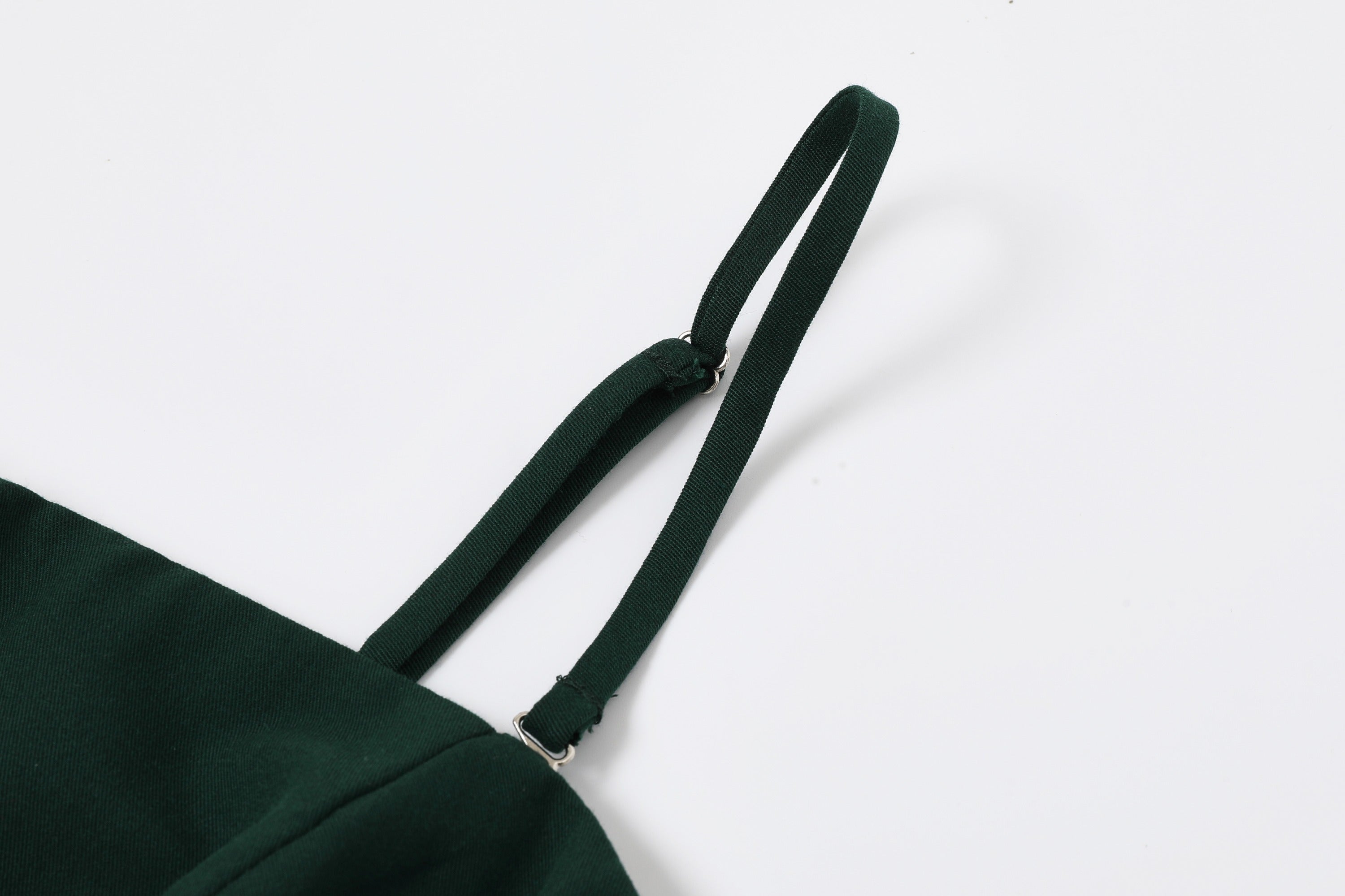 Alessia Woven Adjustable Straps With Front Pockets