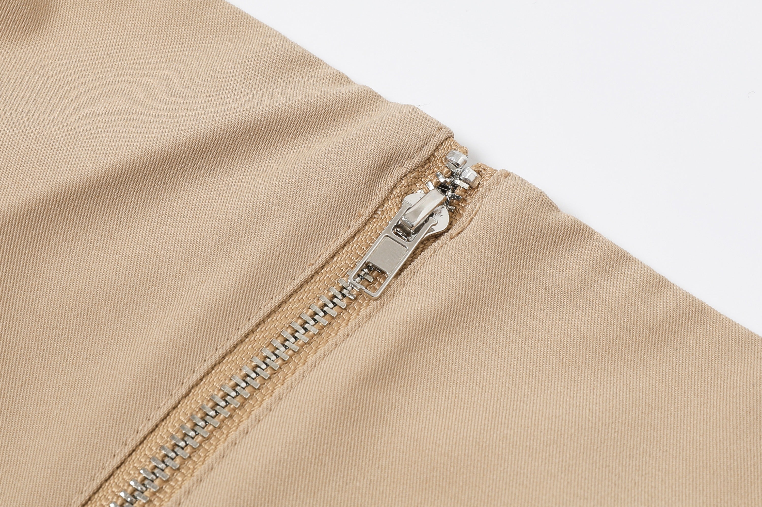 Alessia Woven Adjustable Straps With Front Pockets