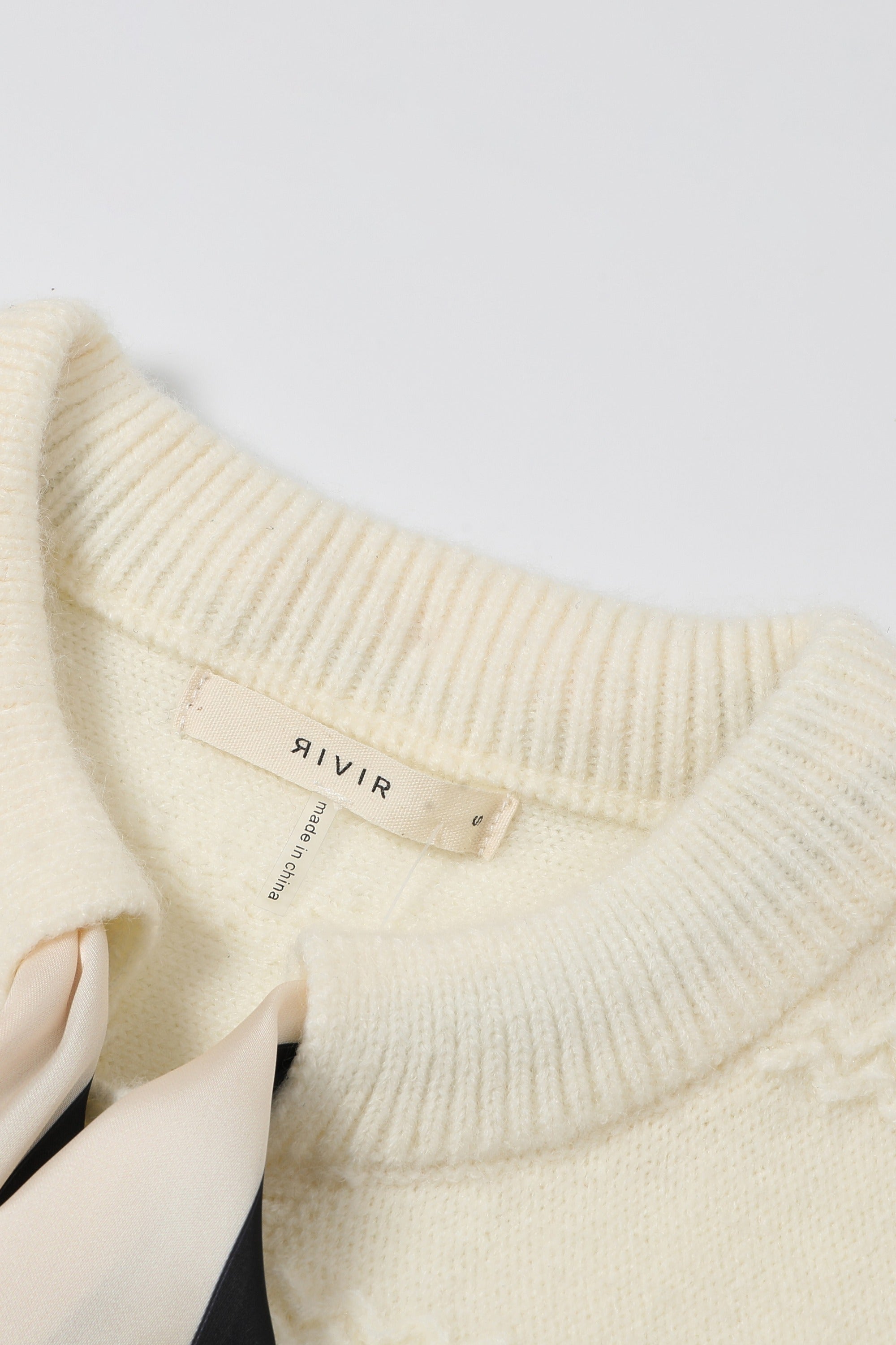 Signature Bow Cardigan