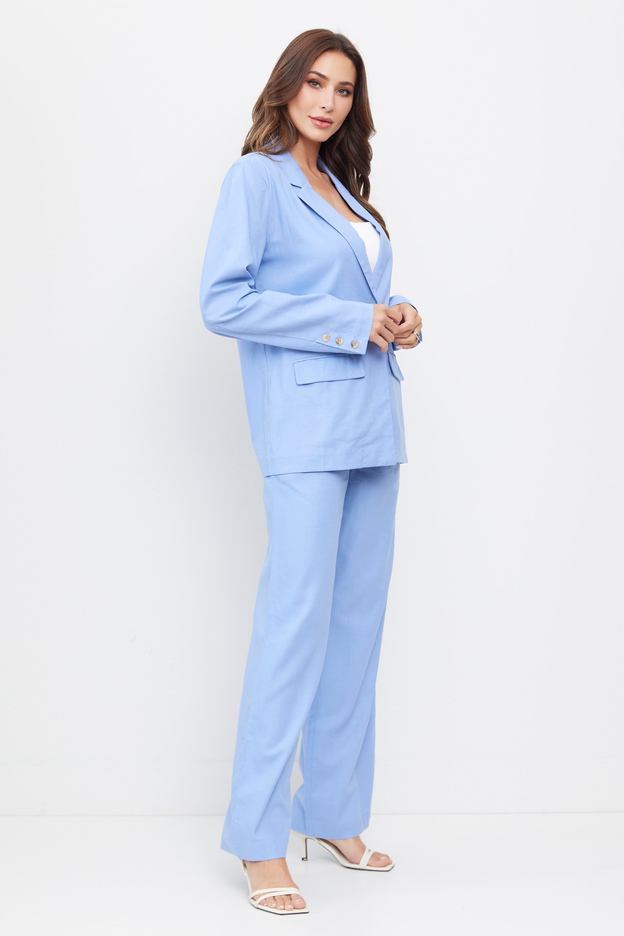 Conjunto de blazer y pantalones de lino