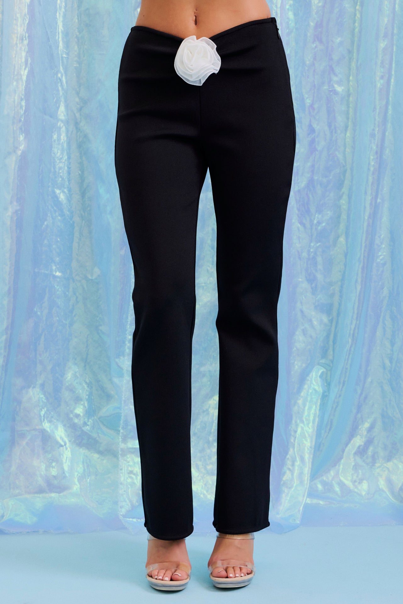 Amara Bandage V-neck Crop Top and V-waistline Flare Pants Set with Rosette