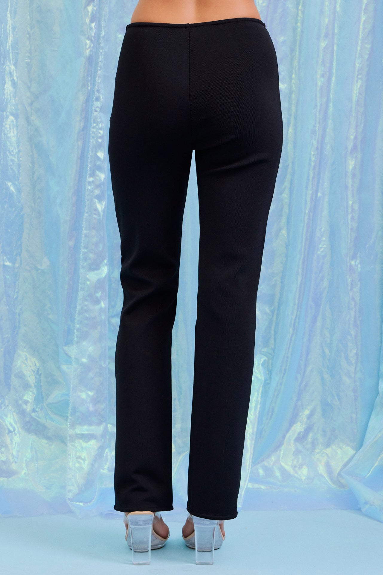 Amara Bandage V-neck Crop Top and V-waistline Flare Pants Set with Rosette