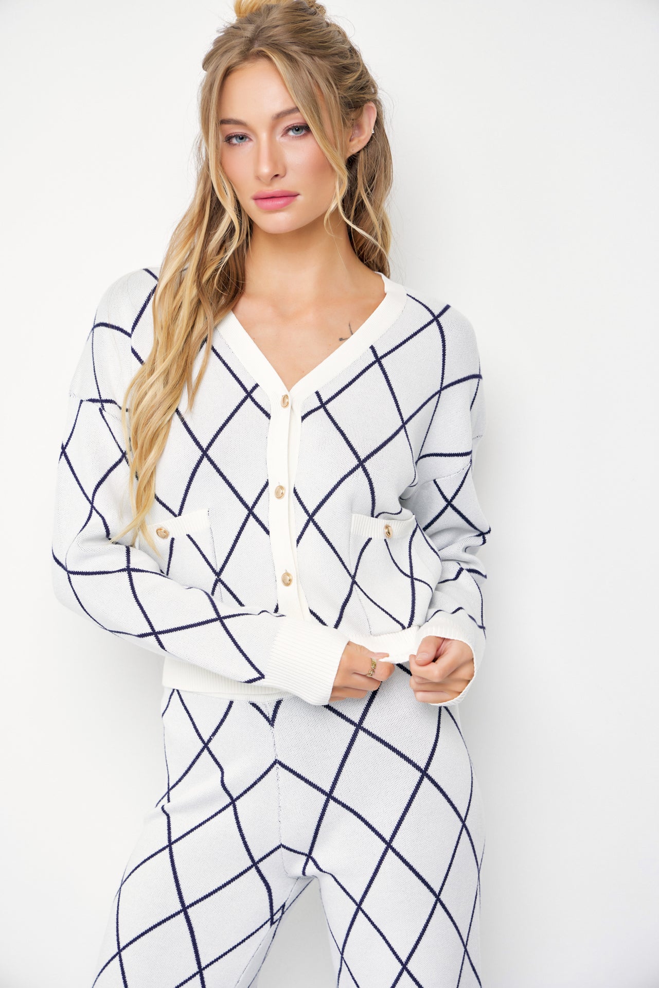 Vivi Diamond Pattern Knit Cardigan and Pants Set
