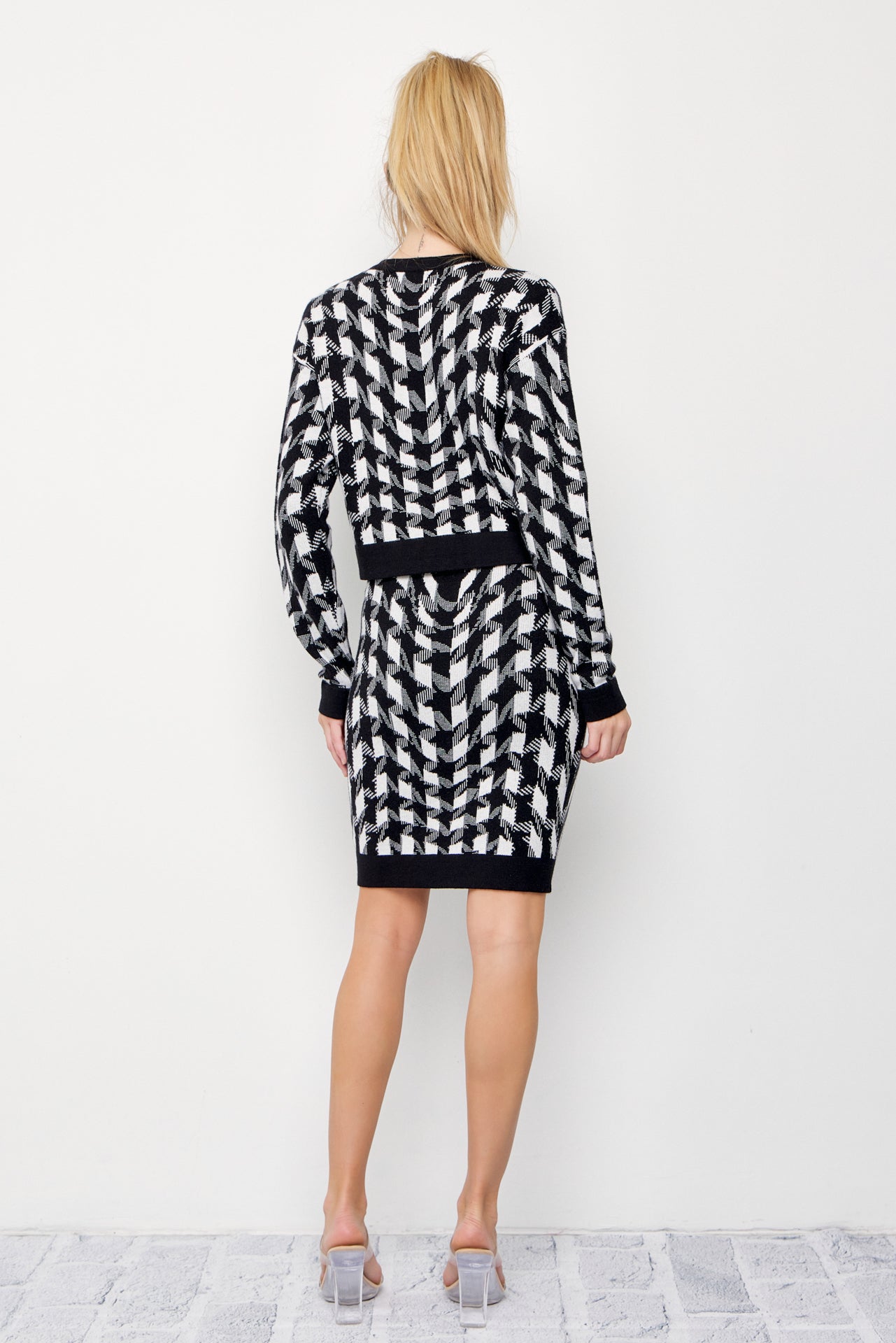 Houndstooth Knit Long Sleeve Top and Skirt Set