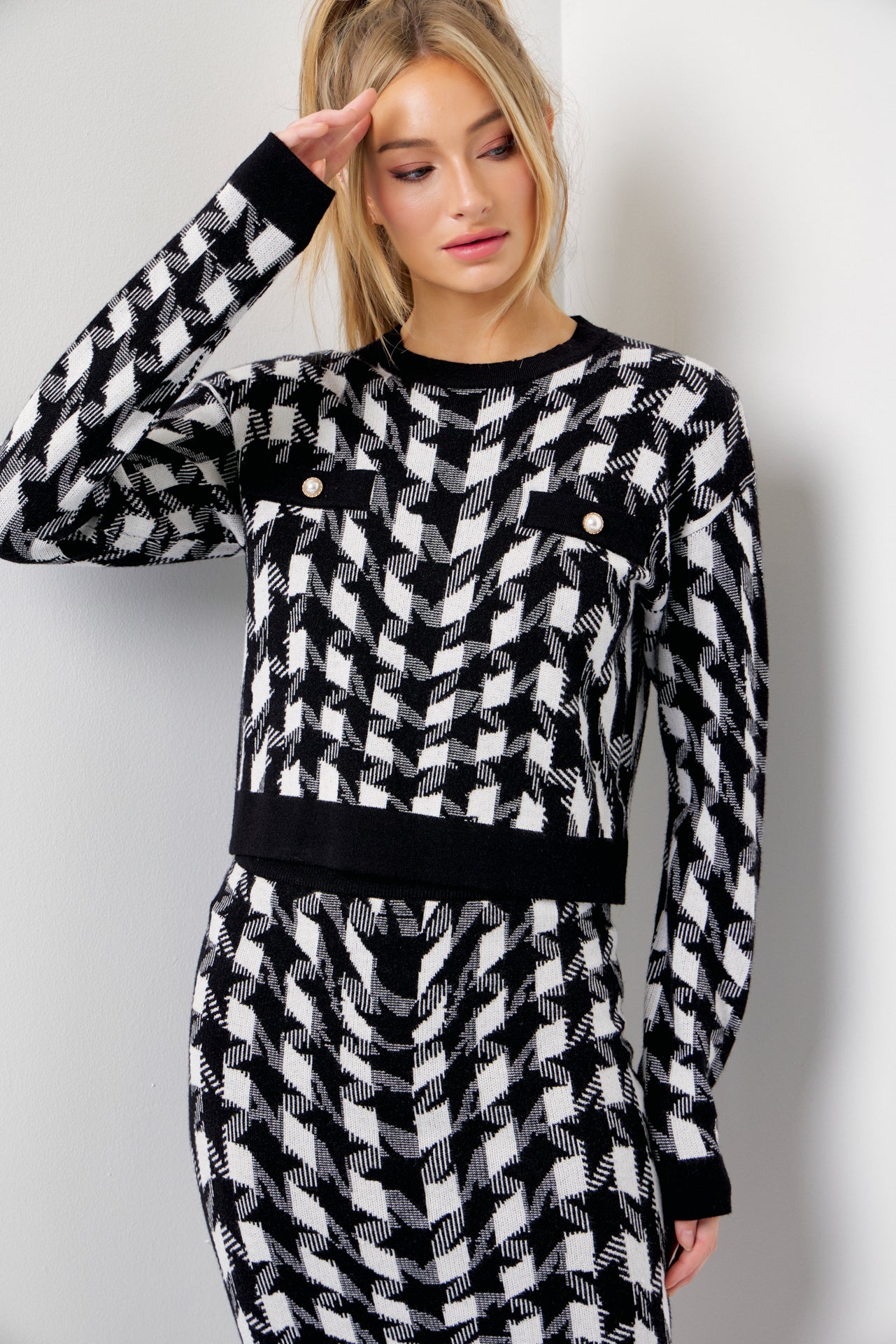 Houndstooth Knit Long Sleeve Top and Skirt Set