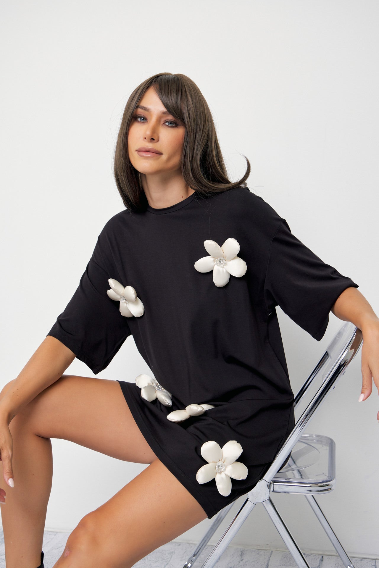 Nina Flower Embellished T-shirt
