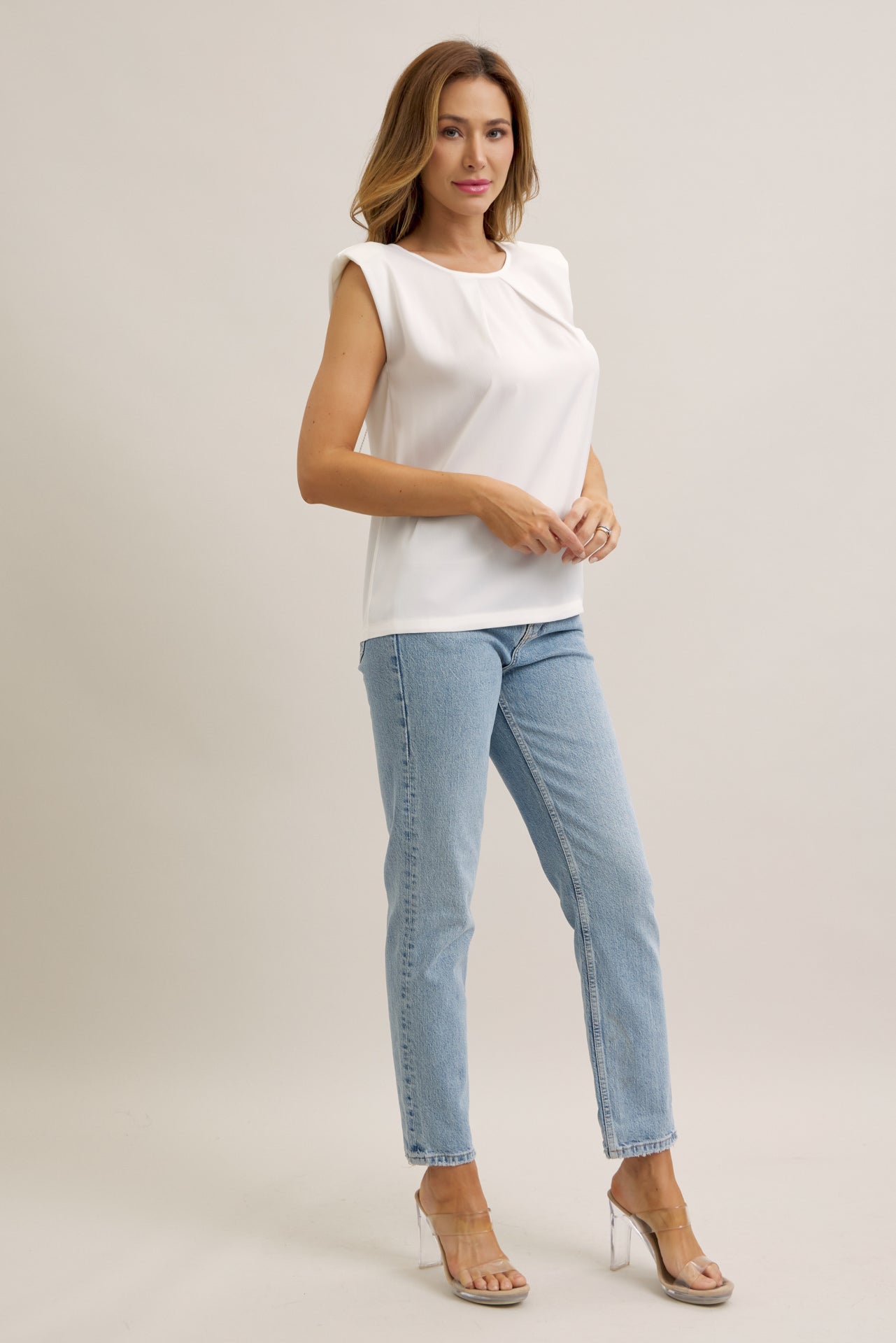 Chain-linked Sleeveless Top With Shoulder Pads