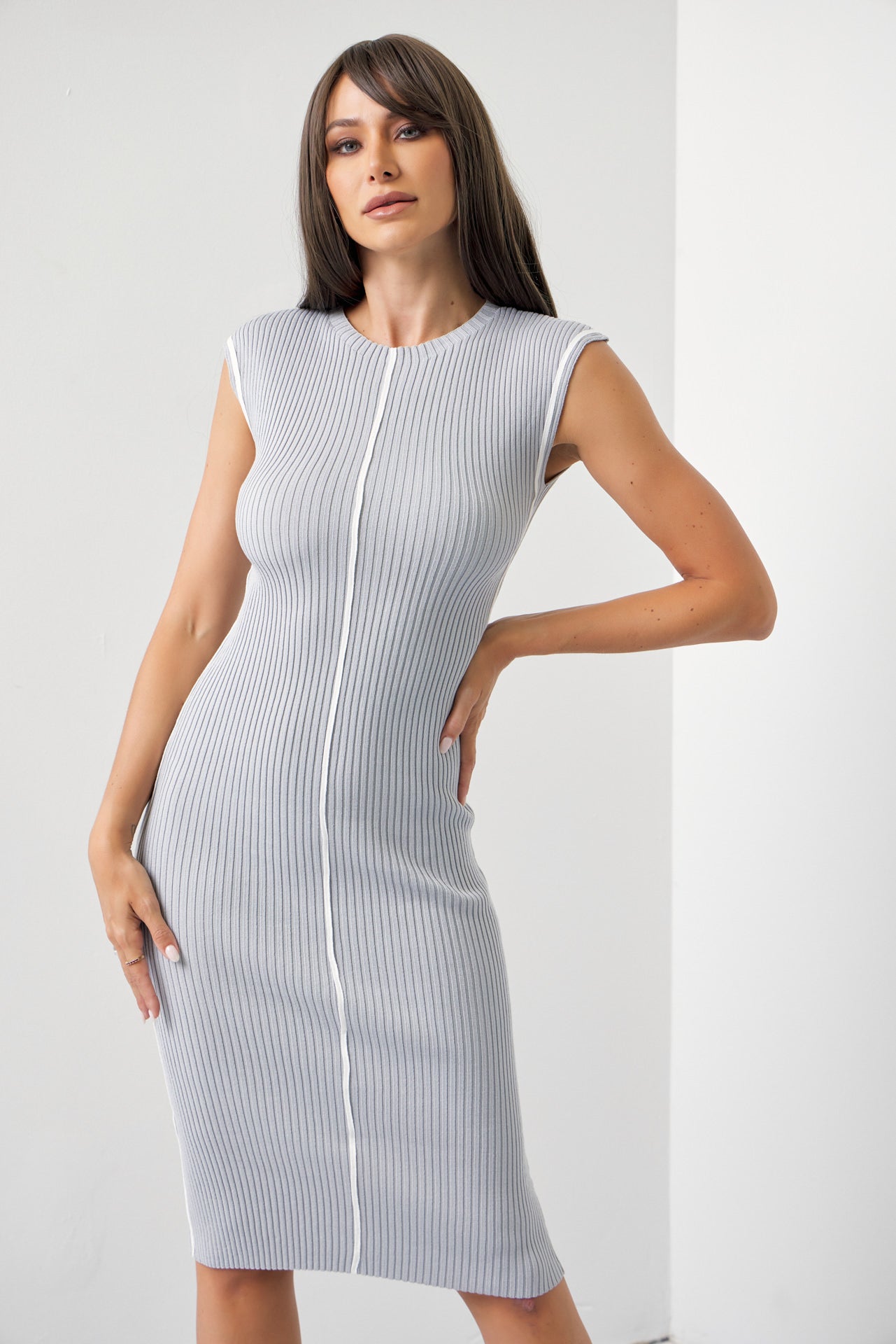 Hattie Knit Slvls Midi Dress with Contrast Stripe