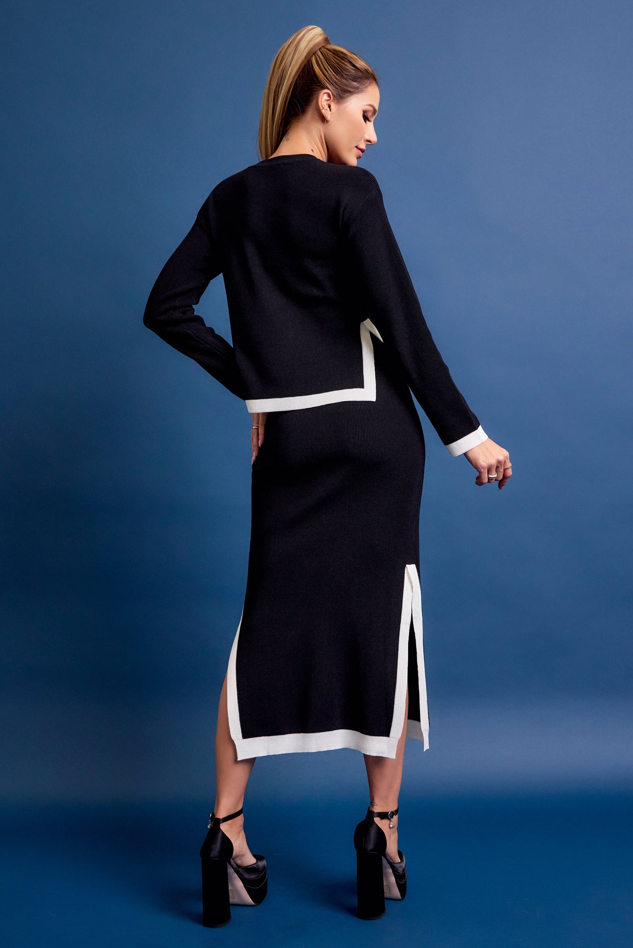 Bailey Knit Long Slv Top And Midi Skirt Set with Contrast