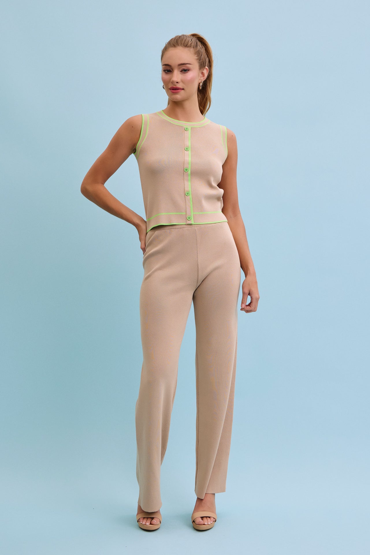 Contrast Vibe Sleeveless Top & Pants Set