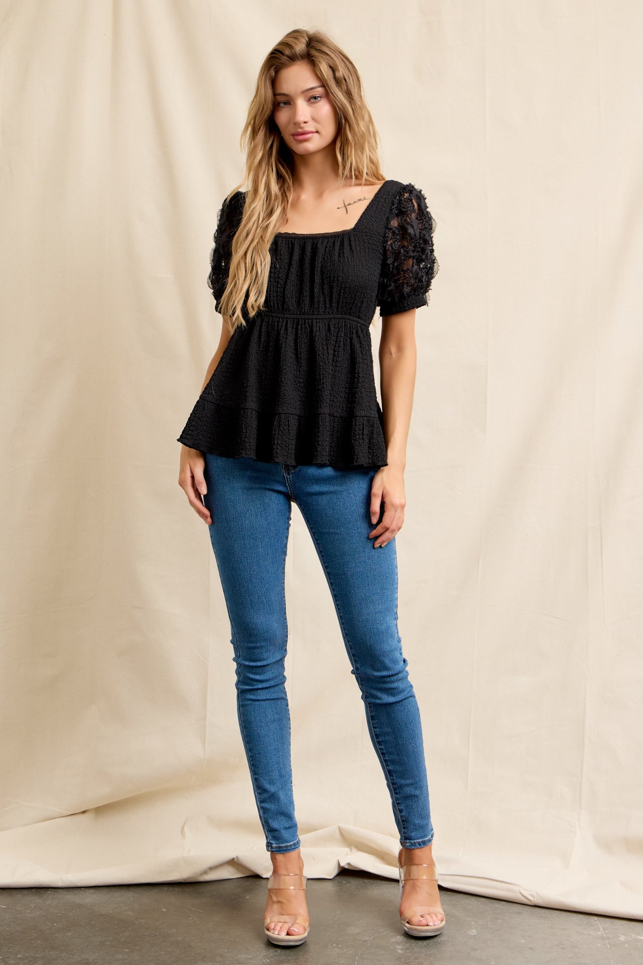 Puff & Textured Short Sleeve Top