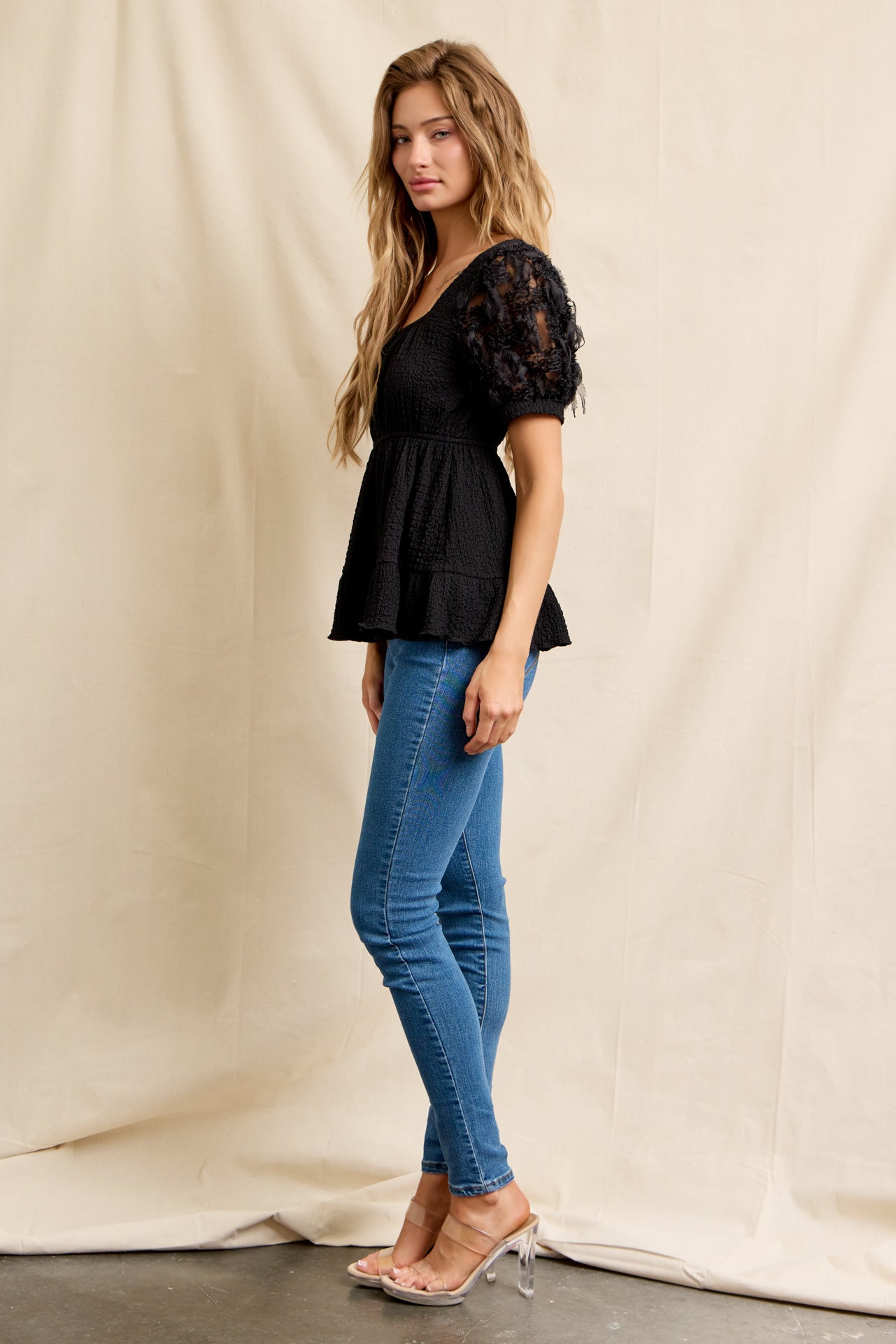 Puff & Textured Short Sleeve Top