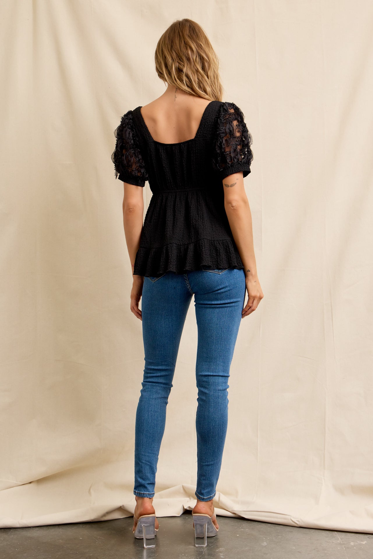 Puff & Textured Short Sleeve Top