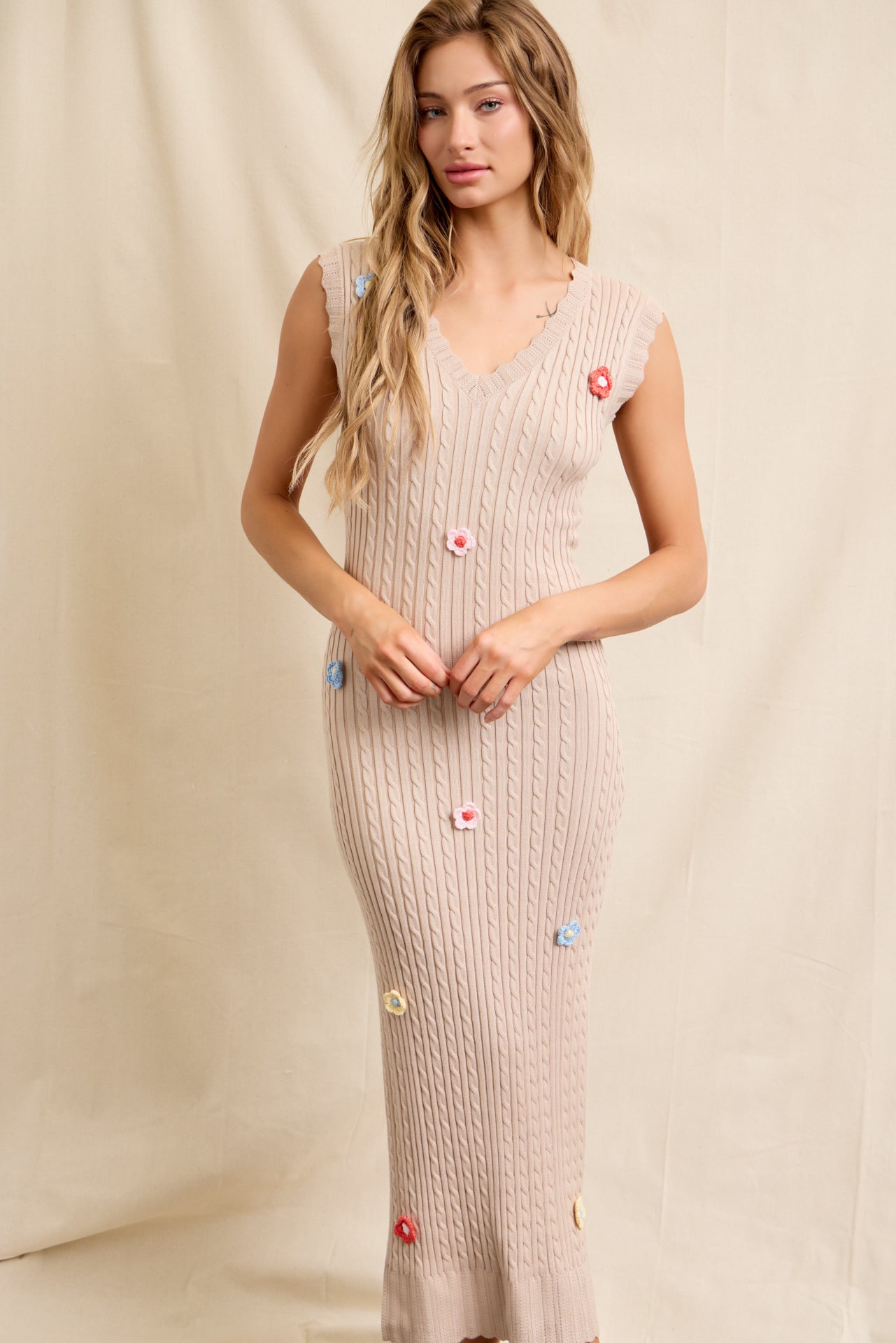 Crochet Garden Knit Sleeveless V-neck Midi Dress