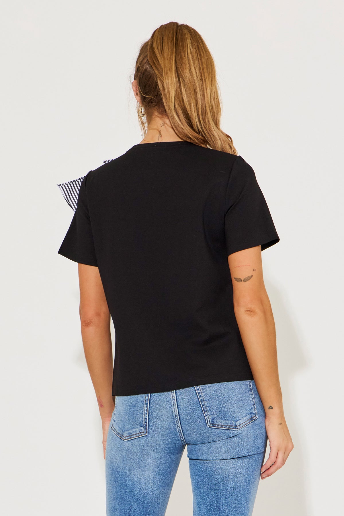 Echo Ruffle Knit Short Sleeve Top