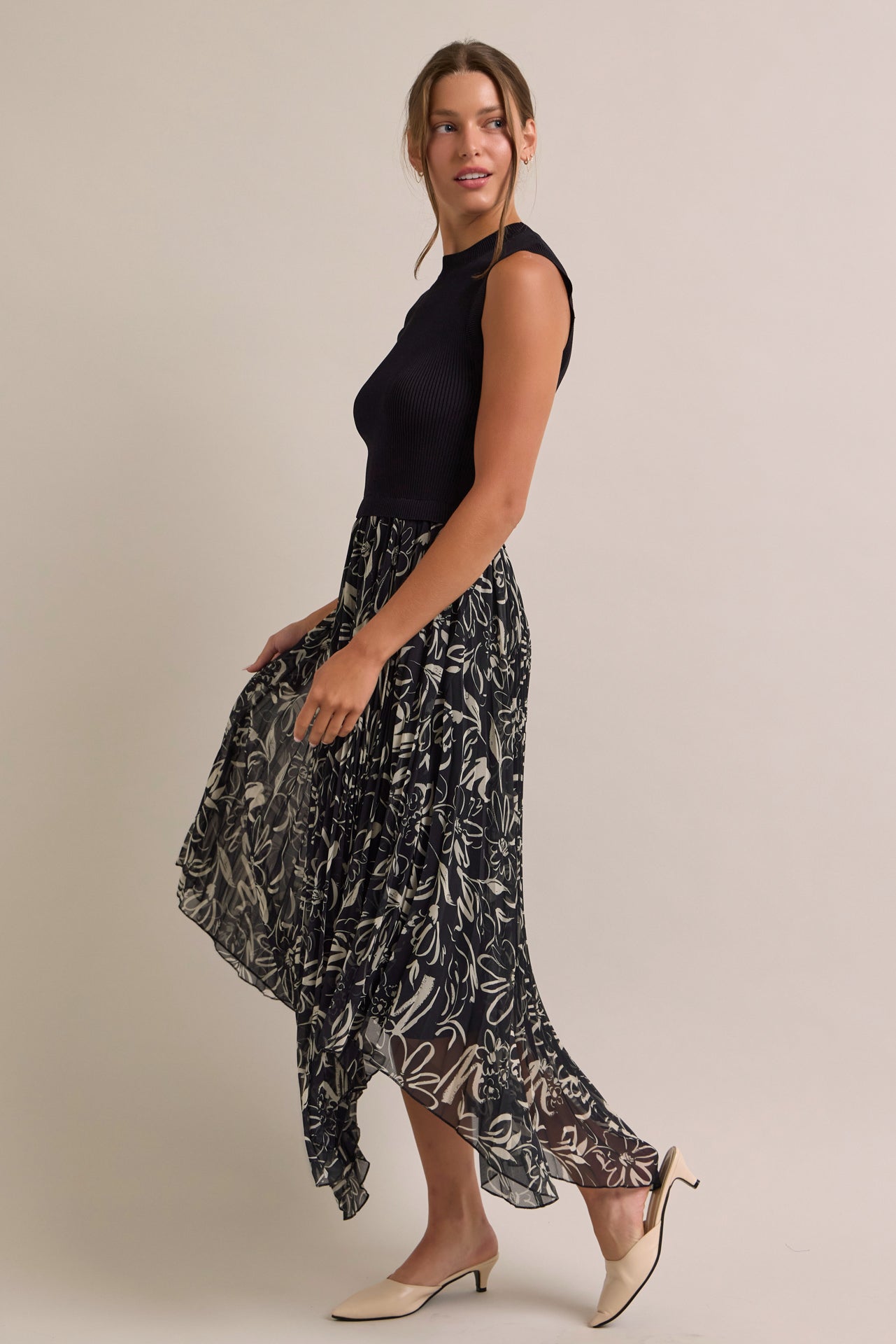 Fiorella Print Sleeveless Dress