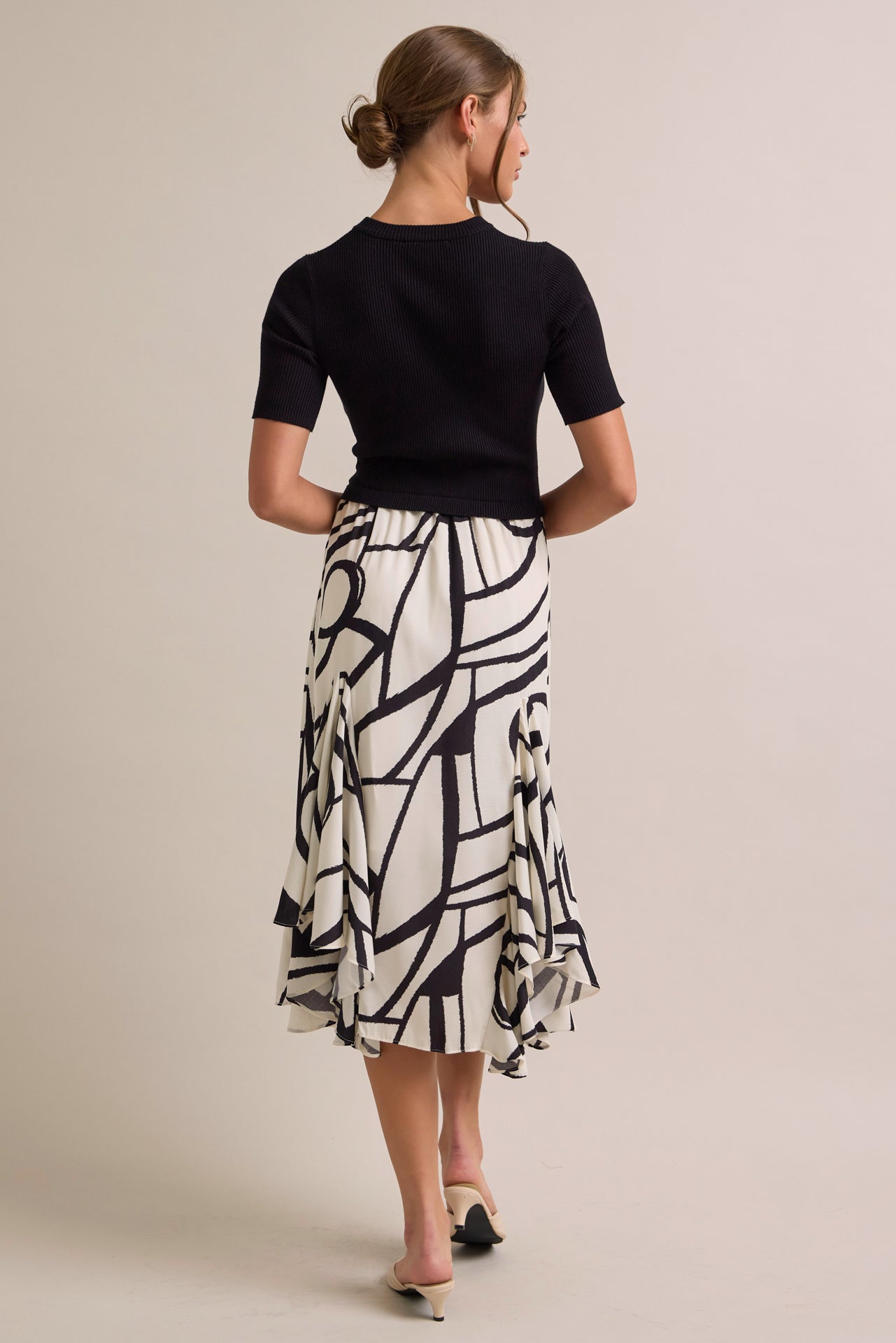 Camellia Short Sleeve With Printed Bottom Dress