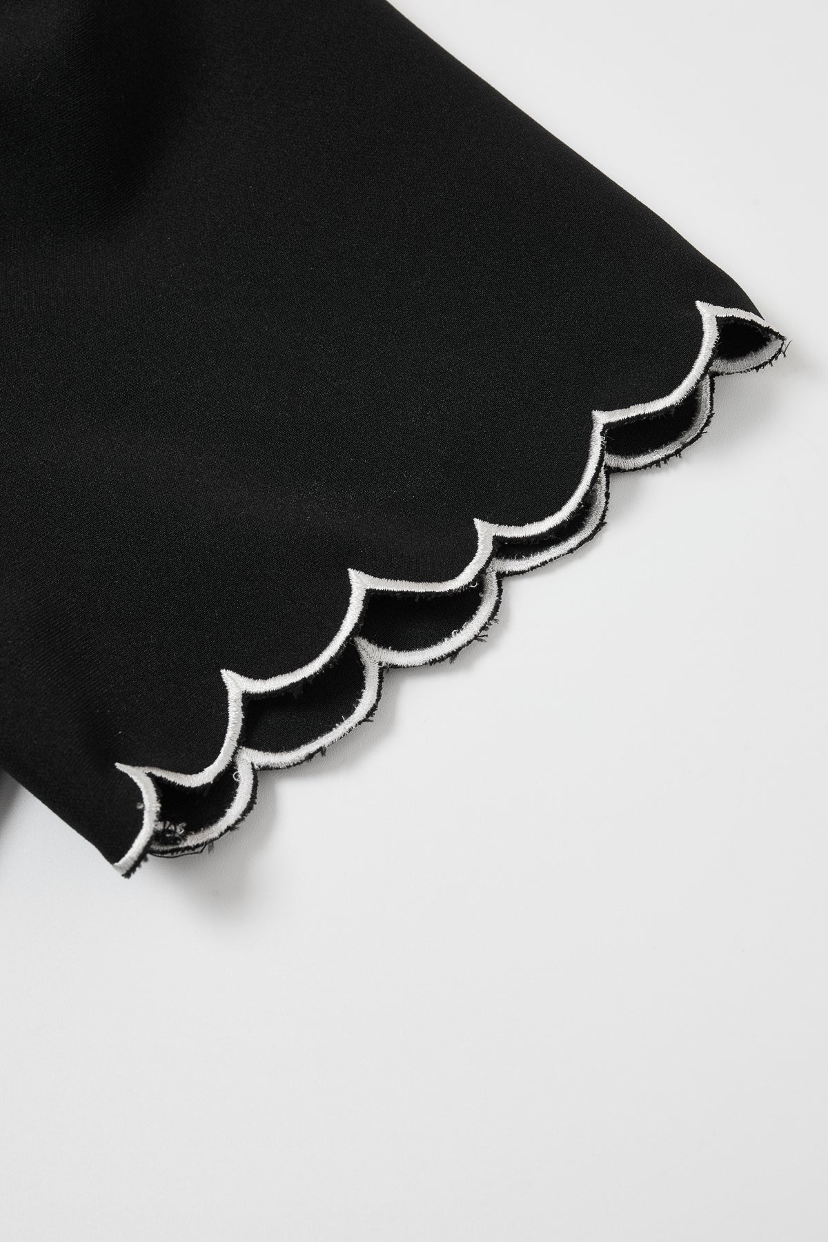 Scallop Detail Midi Dress