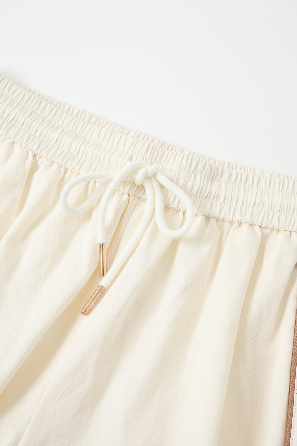 Balloon Pants with Piping Detail