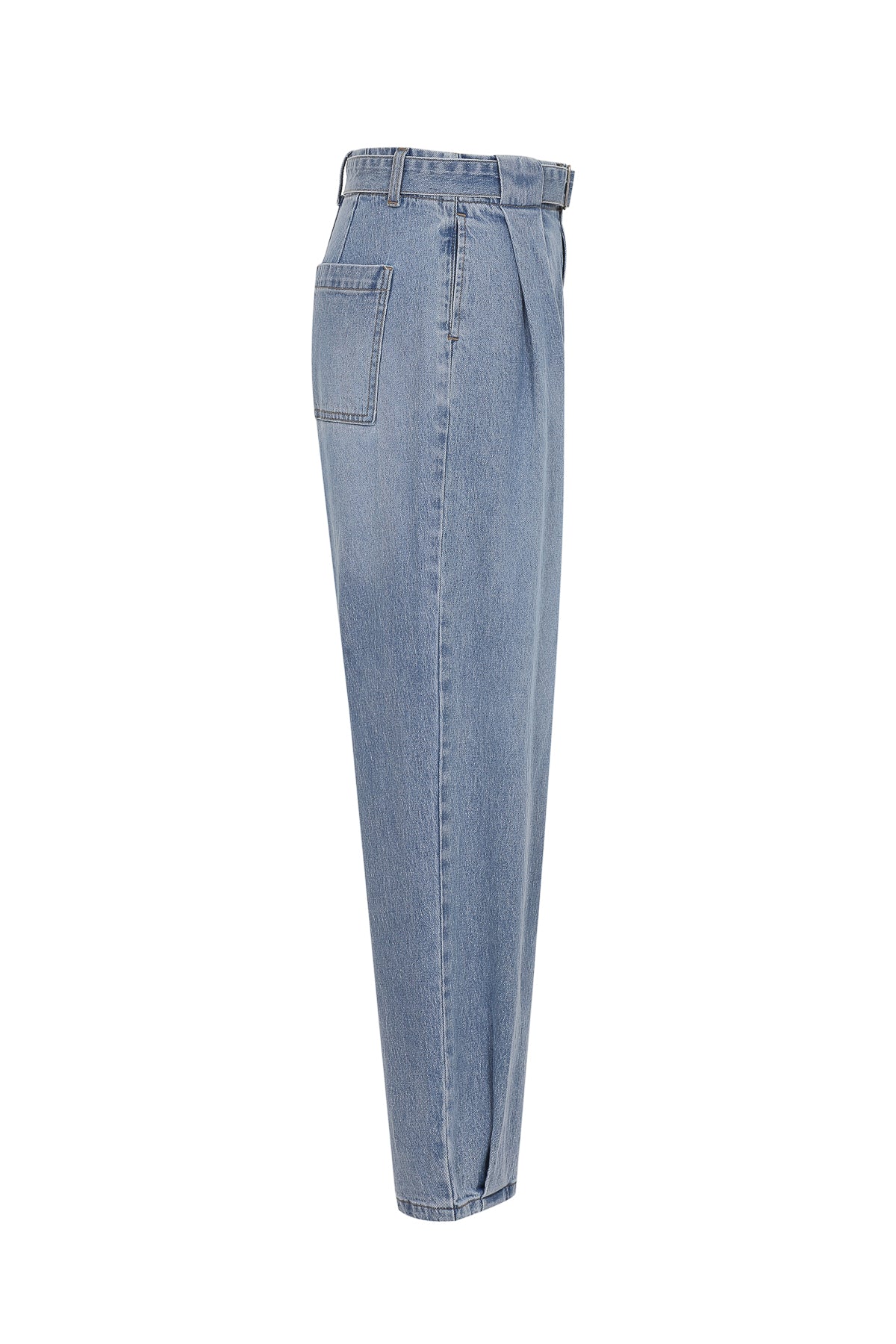 Leonie Pleated Loose Fit Jeans With Belt