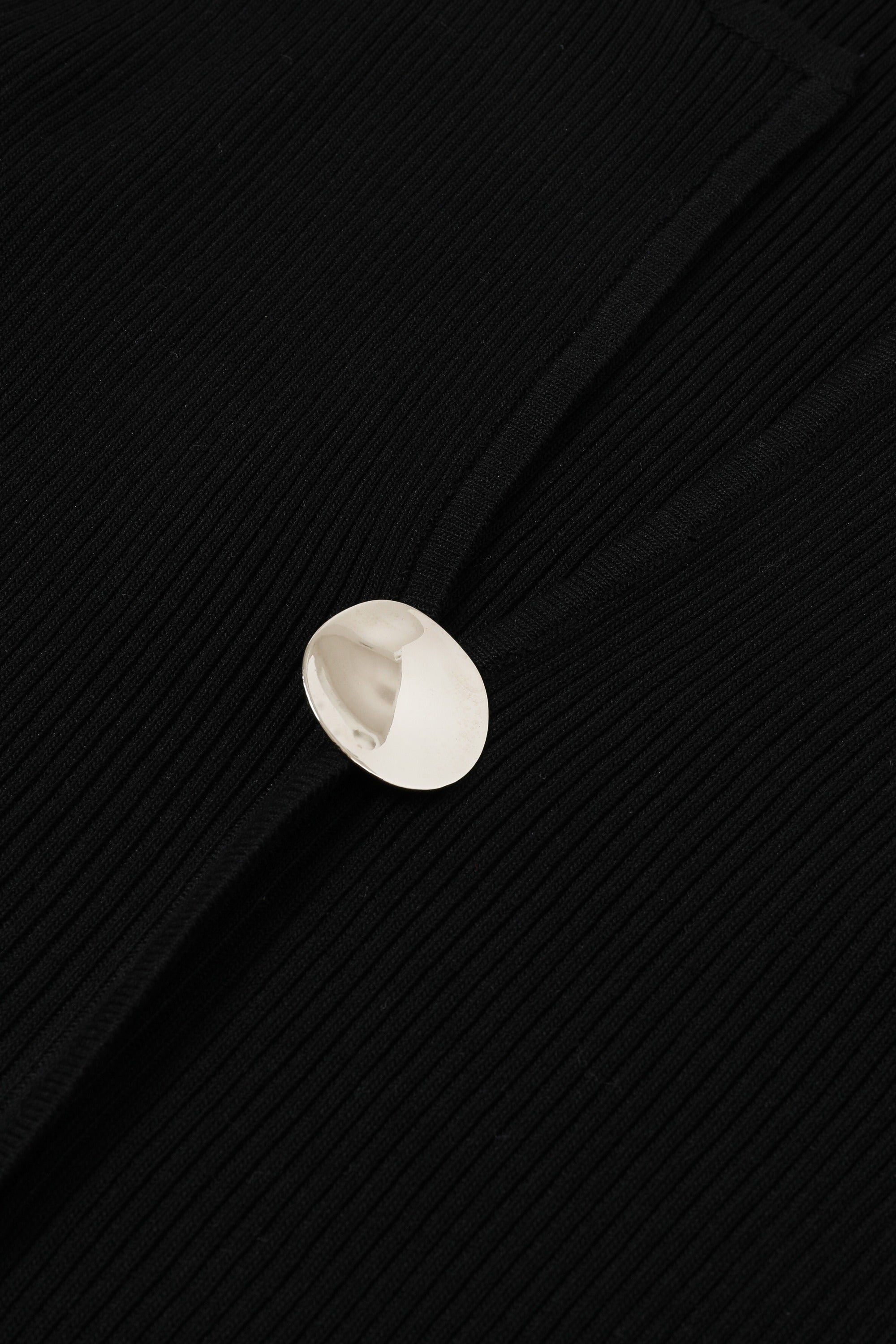 Velare Knit Long Sleeve Top With Unique Buttons