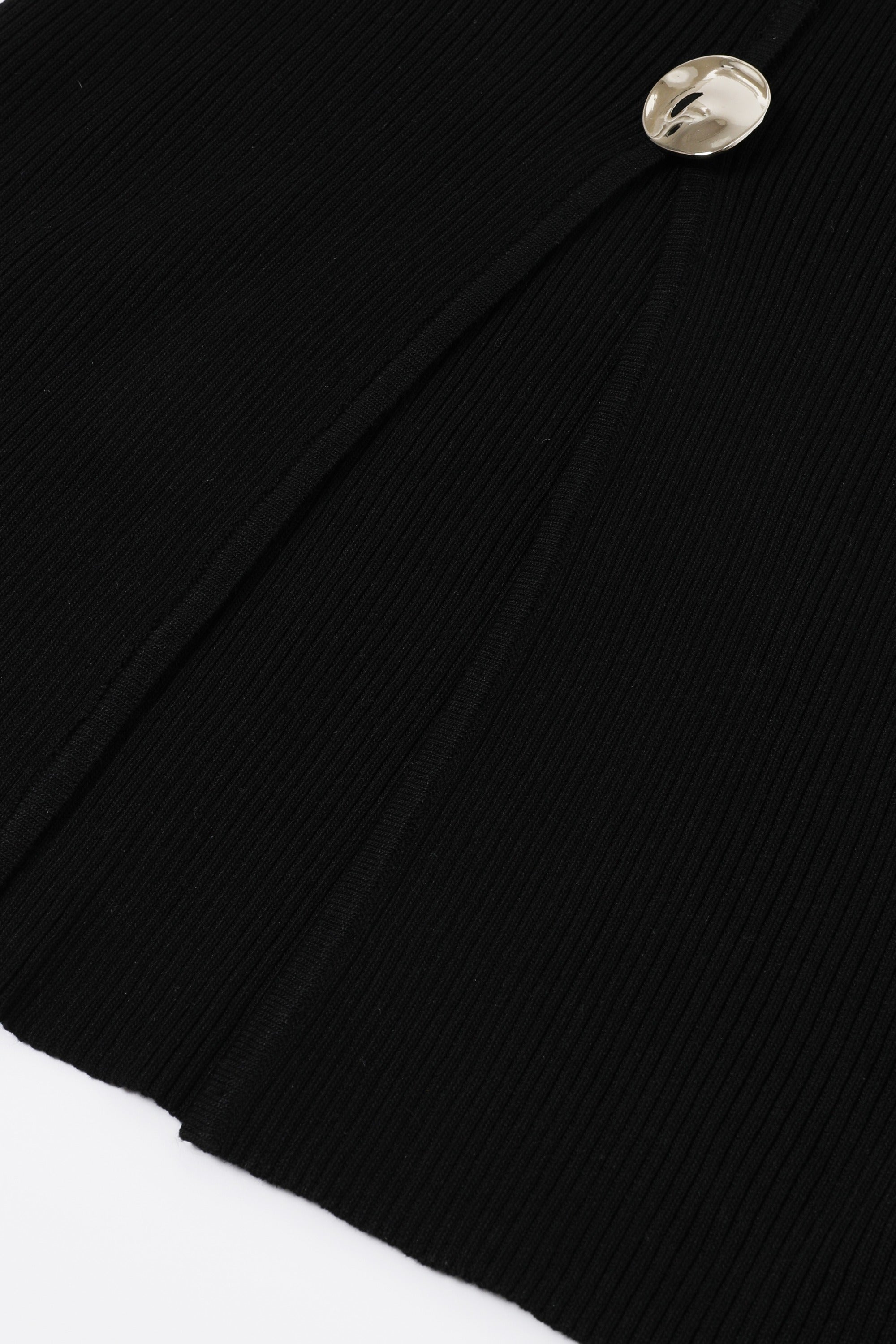 Velare Knit Long Sleeve Top With Unique Buttons