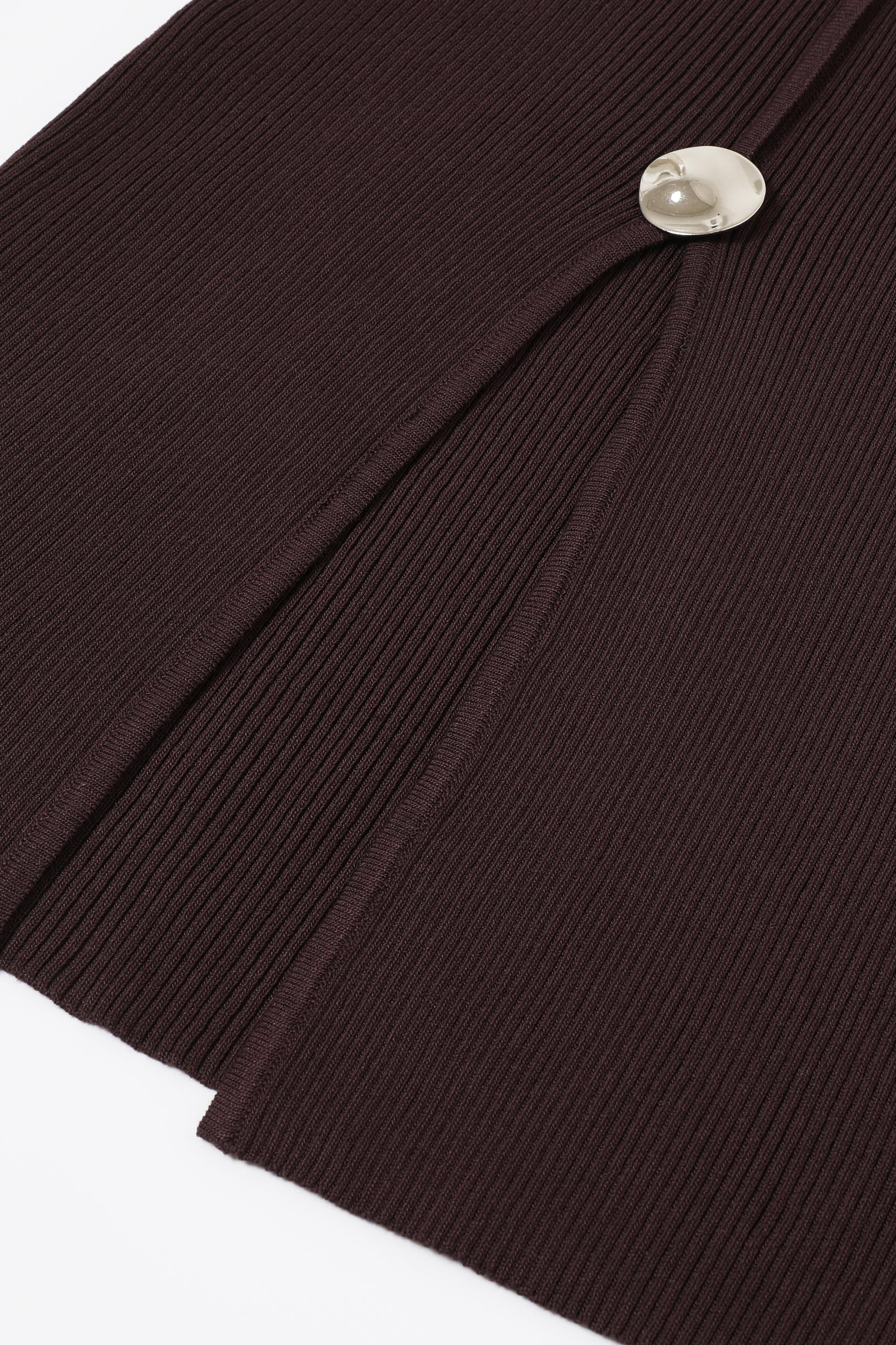 Velare Knit Long Sleeve Top With Unique Buttons