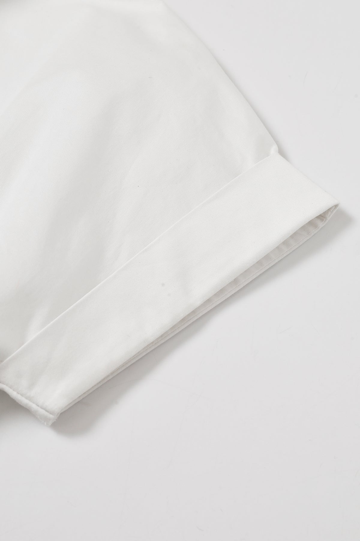 Belted Contour Woven Pleated Short Sleeve Top