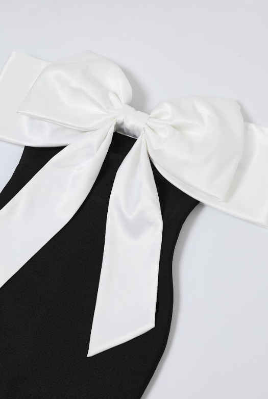 The Grand Bow Bandage Dress
