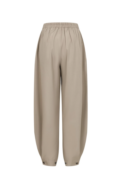 The Sera Woven Barrel Trousers