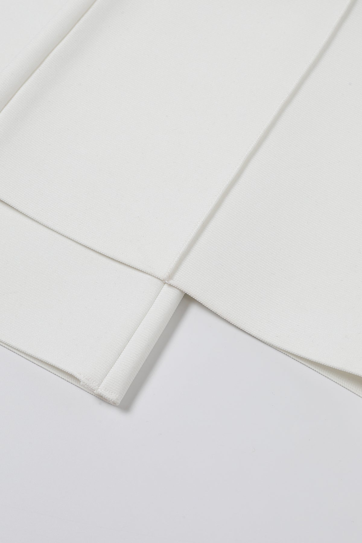 Figure-hugging Bandage Pants