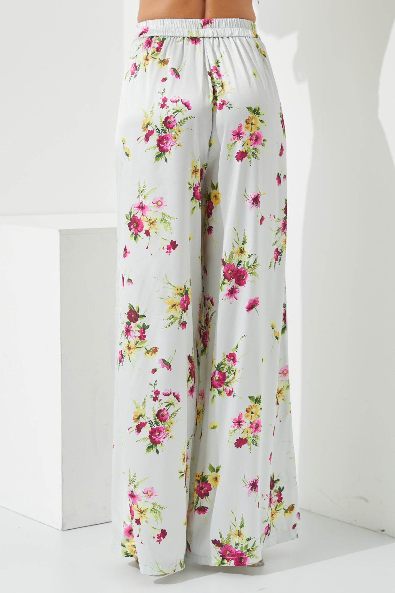 Woven Floral Print Top and Pants Set