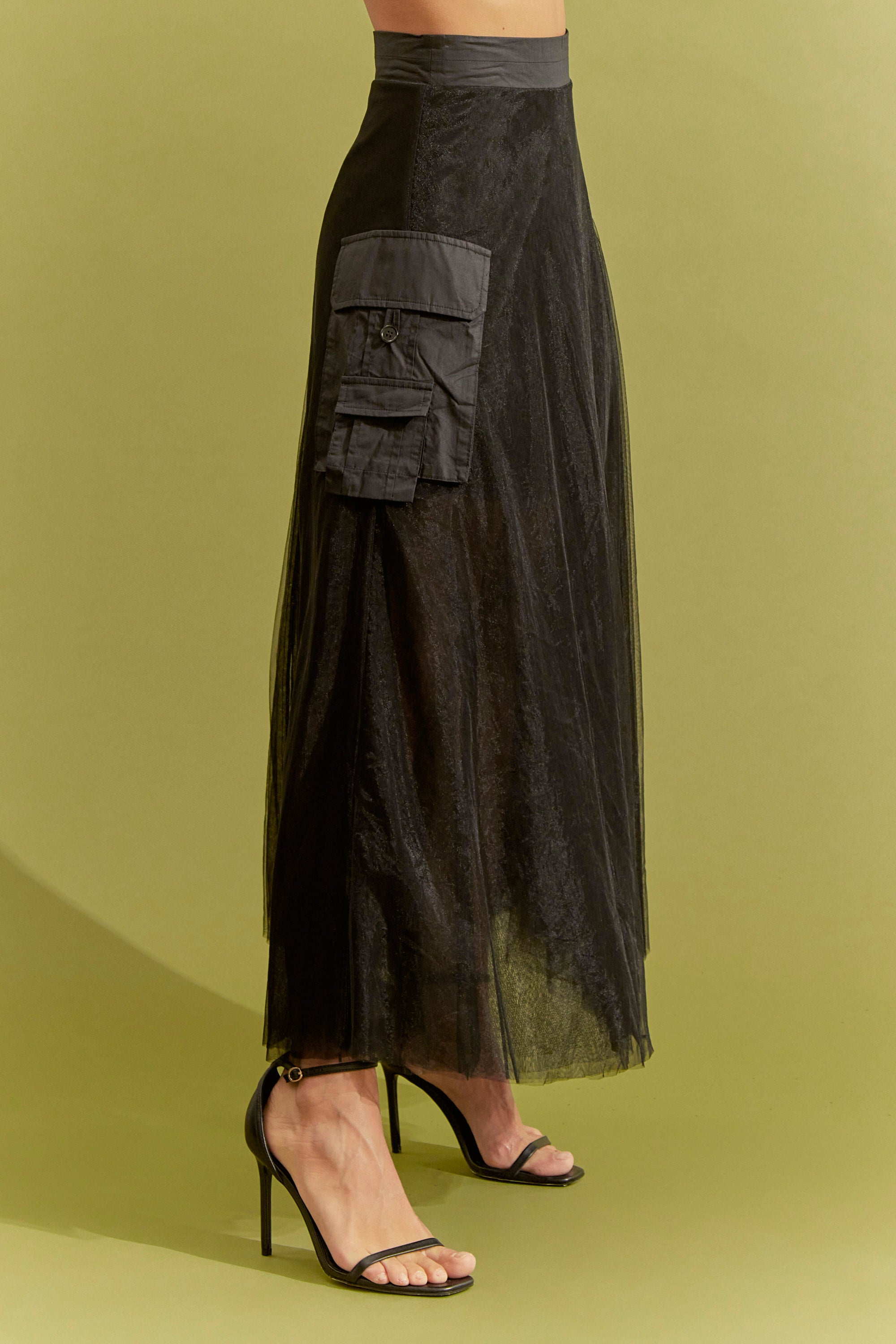 Woven Tulle Skirt with Cargo Pockets