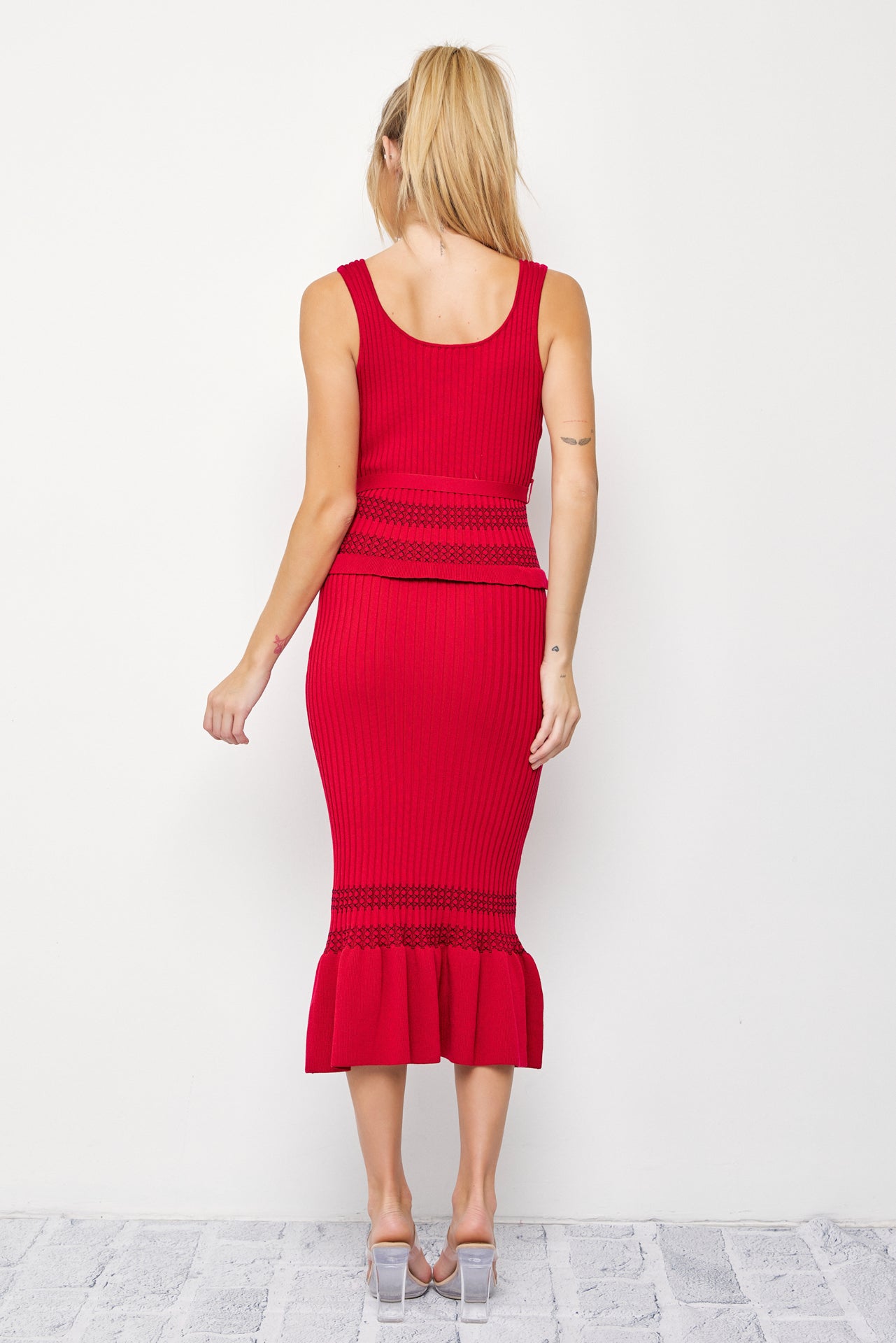 Pretty First Impression Rib Knit Ruffle Midi Dress