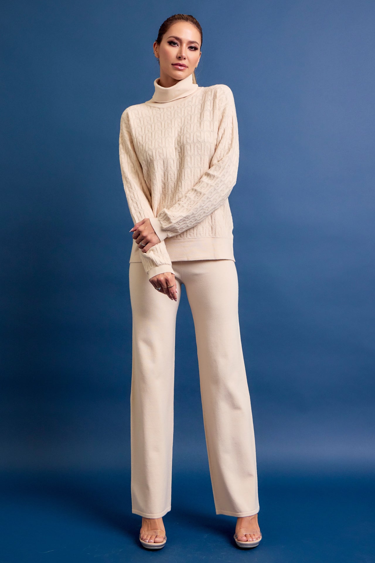 Layla Knit Textured Turtle Neck Top and Pants Set