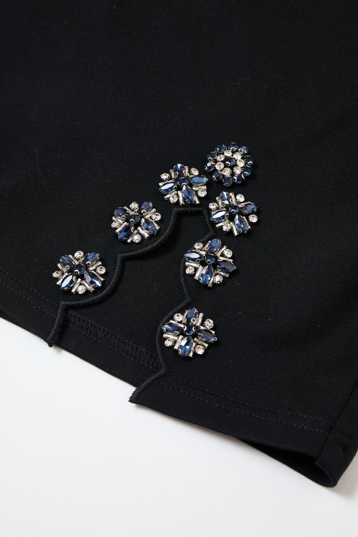 Harper Knit Short Sleeve Crop Top With Embellished Hem