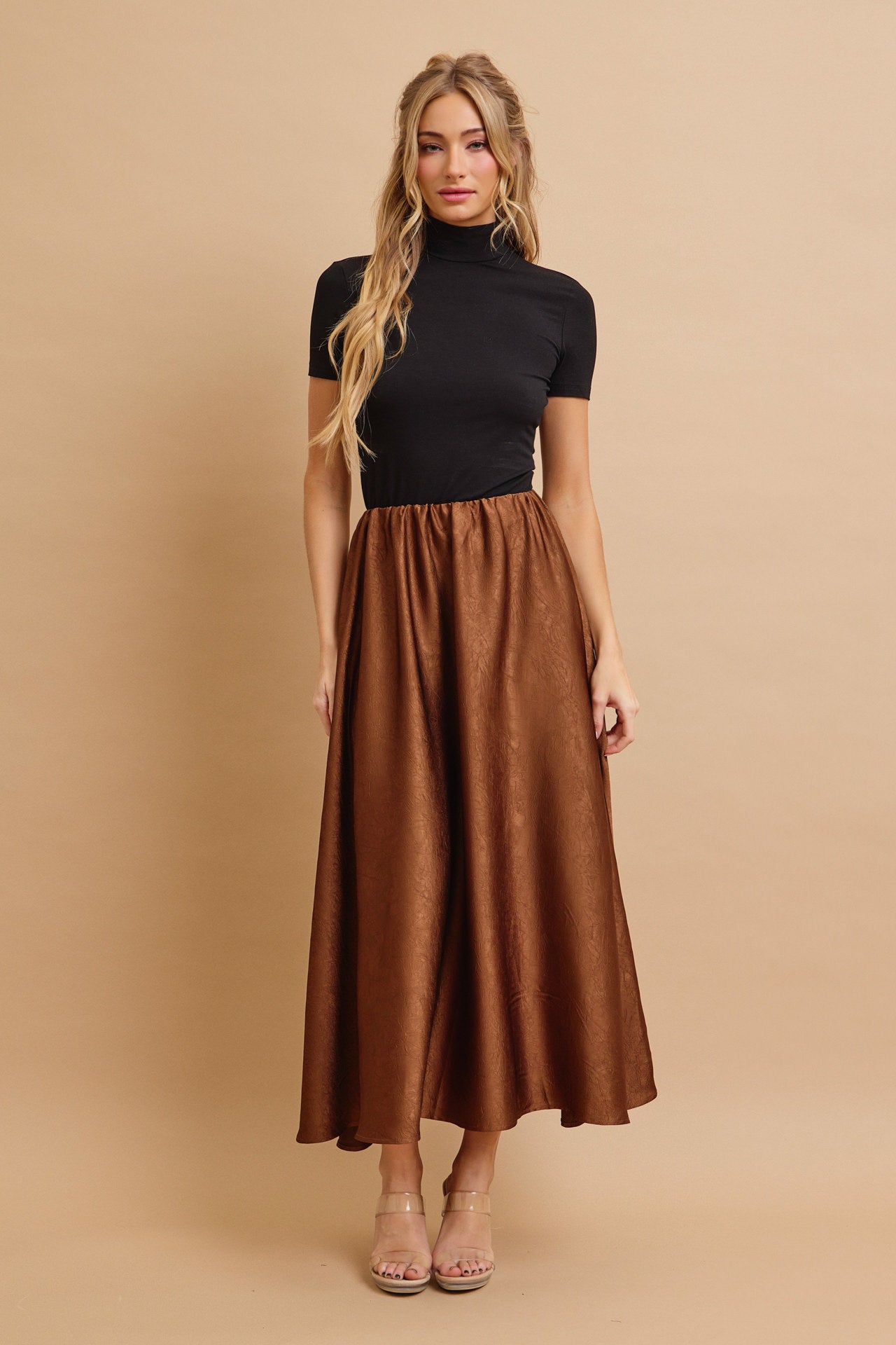 Elara Crinkled Skirt