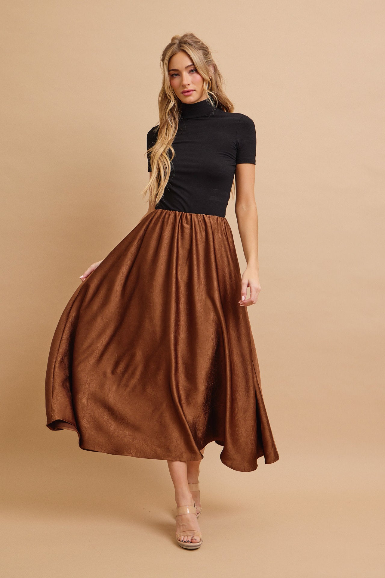 Elara Crinkled Skirt