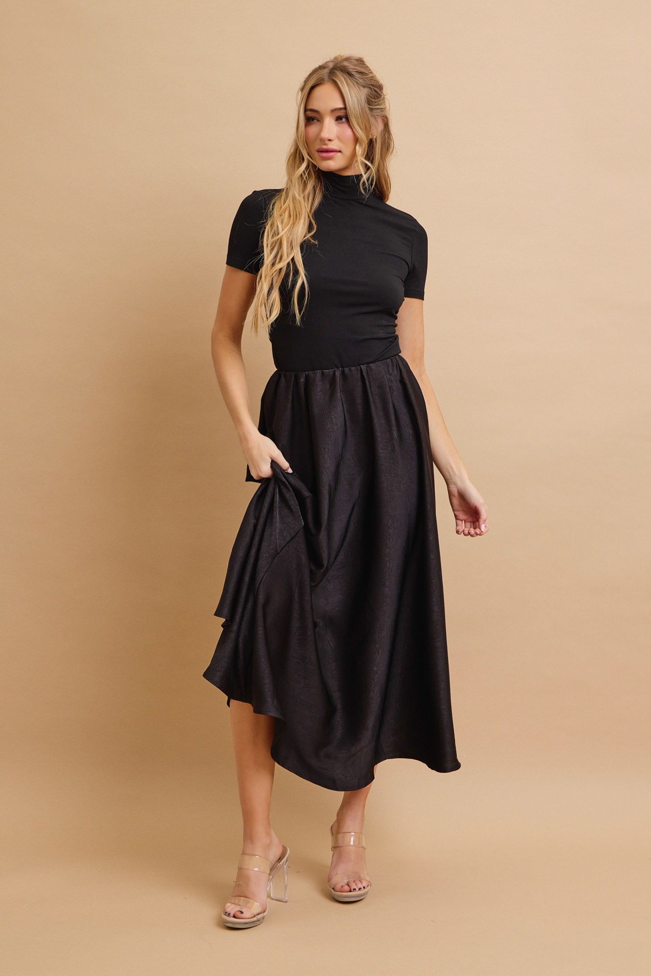 Elara Crinkled Skirt