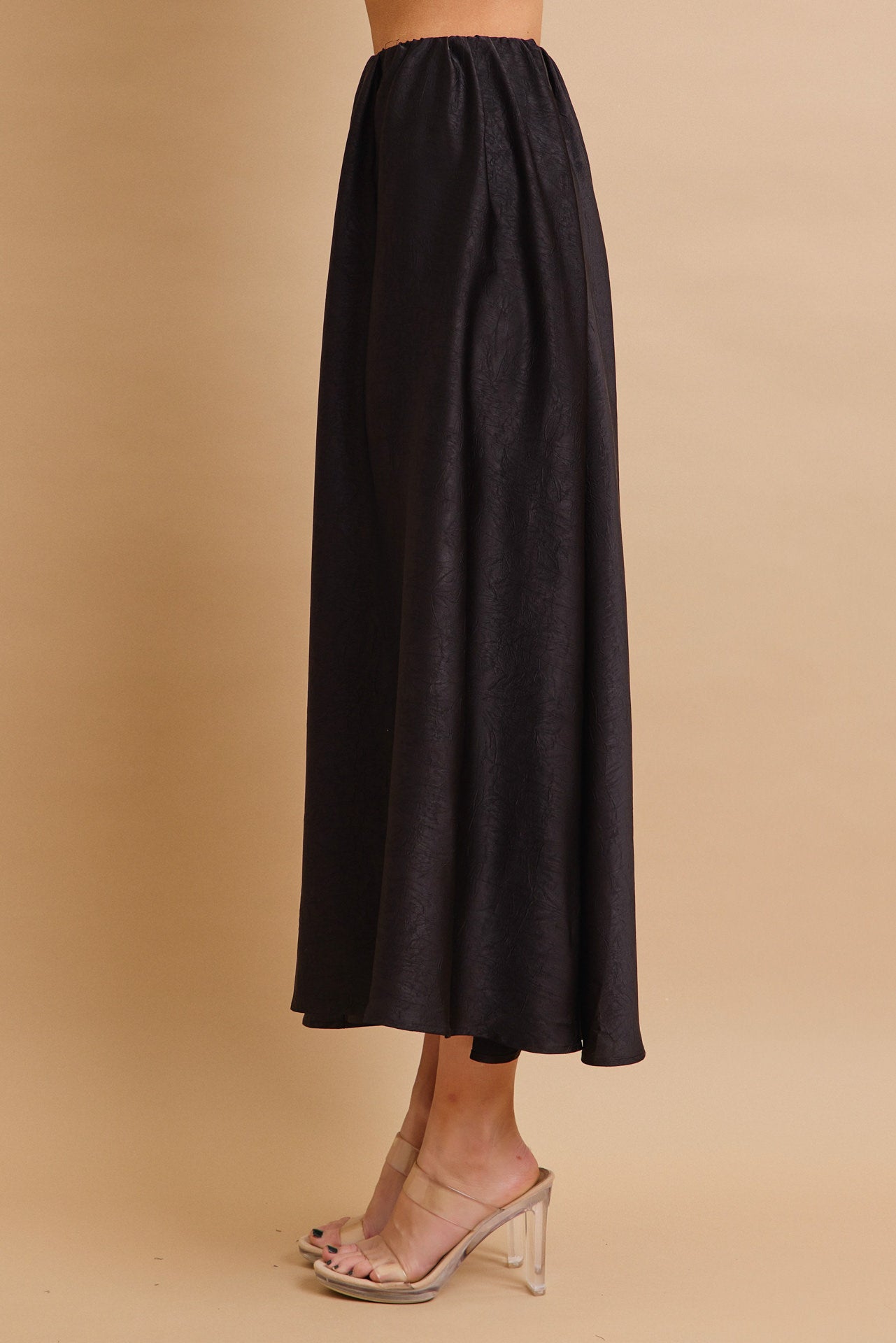 Elara Crinkled Skirt