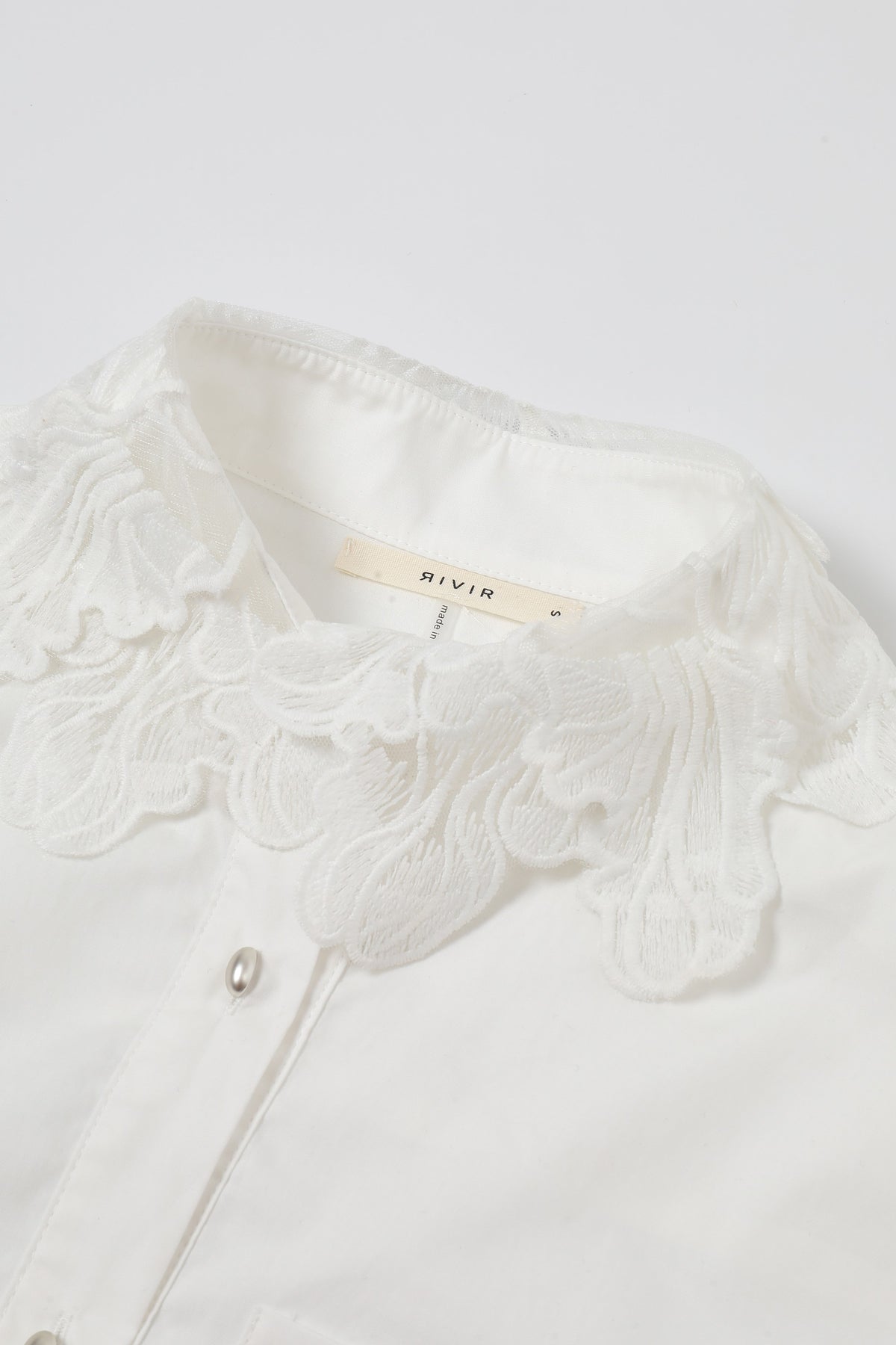 The Lace Collar Long Sleeve Shirt