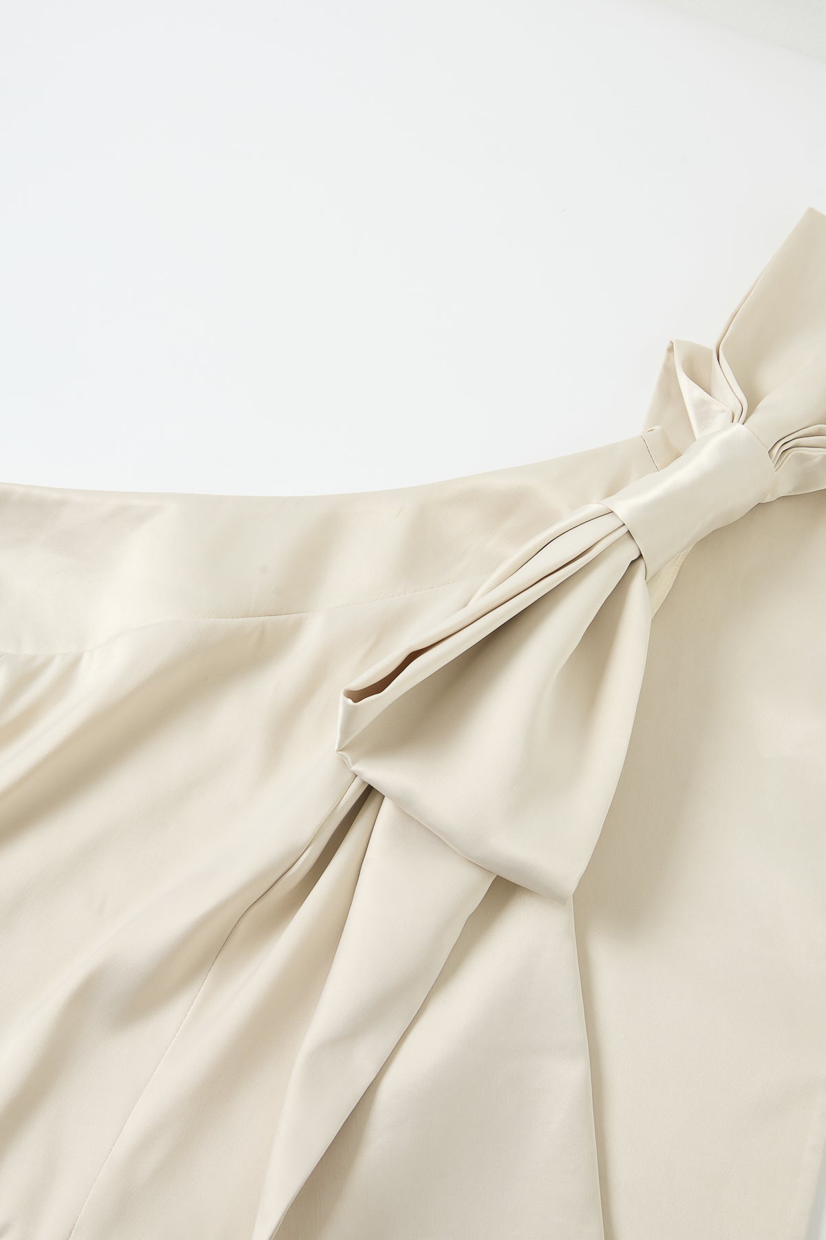 Woven One Shoulder Dress with Big Bow
