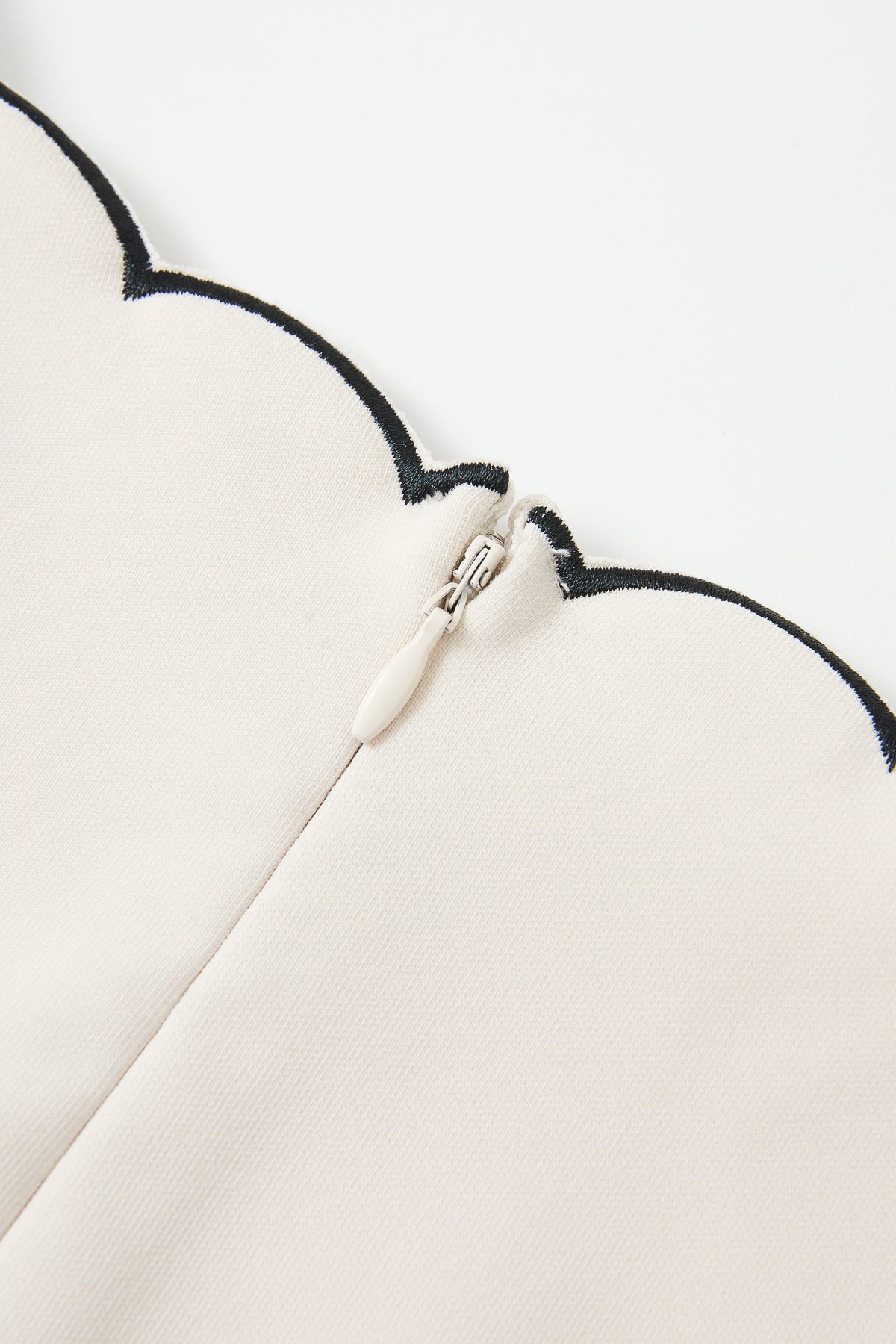 Scallop Detail Midi Dress