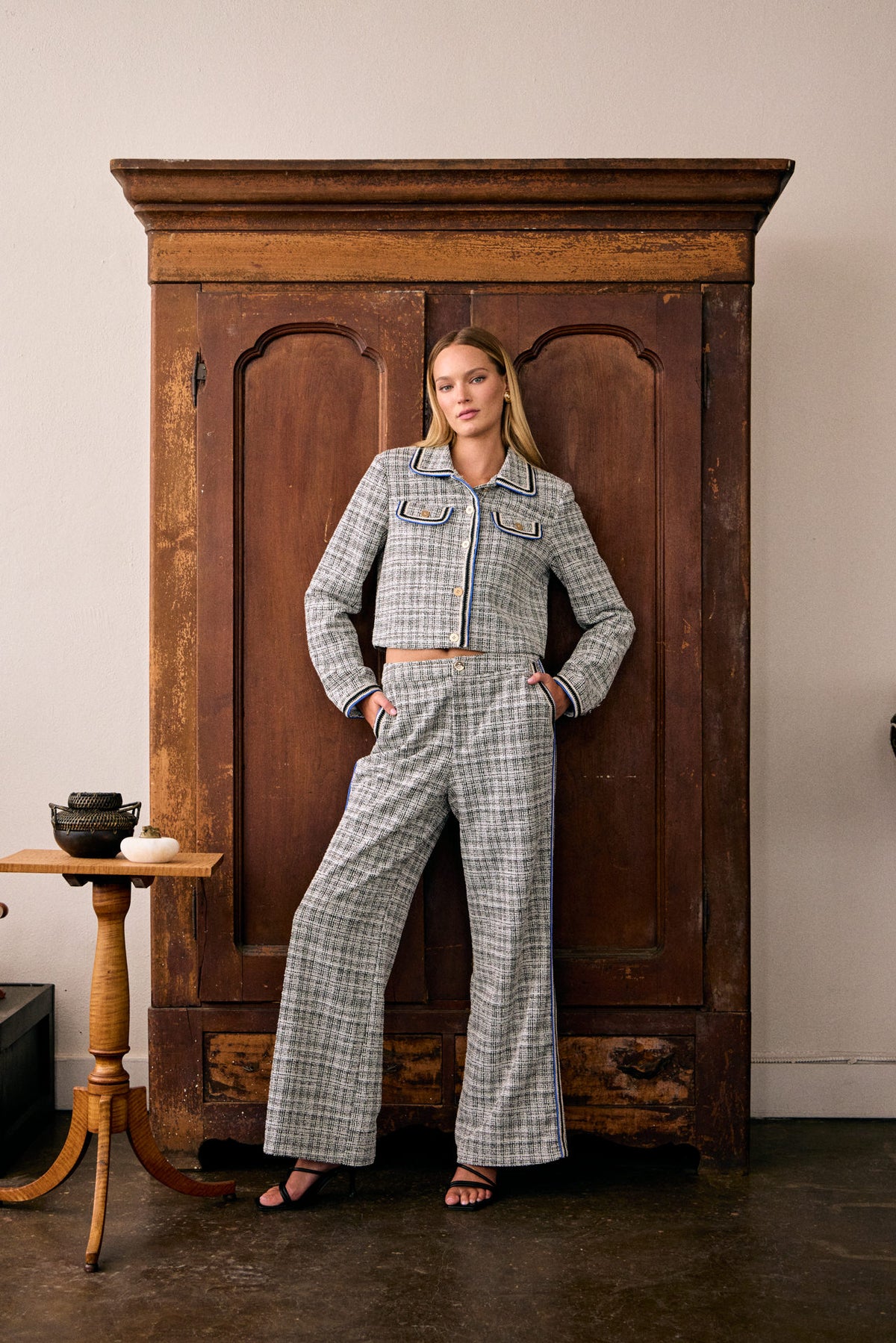 Stretchy Tweed Wide Pants