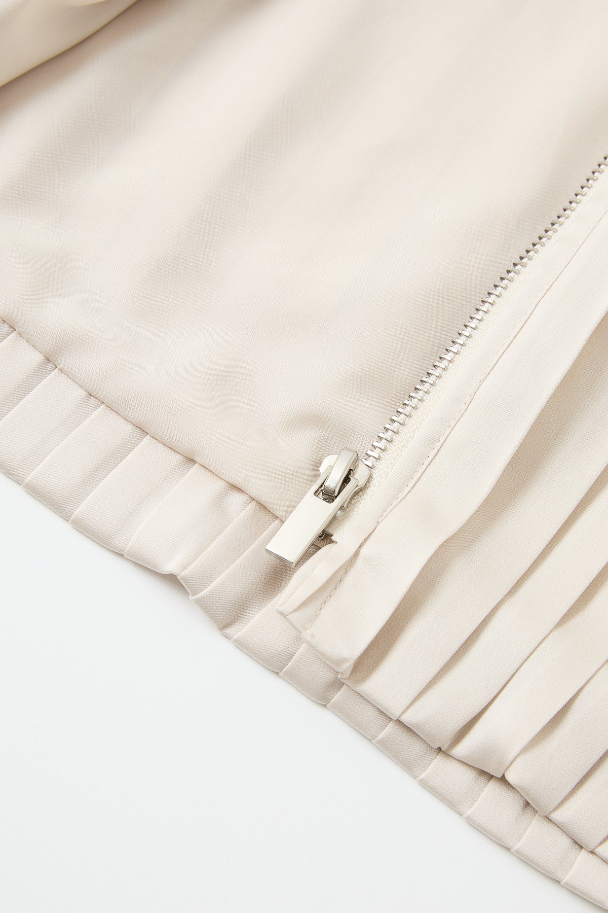 Pleated Zip Up Jacket