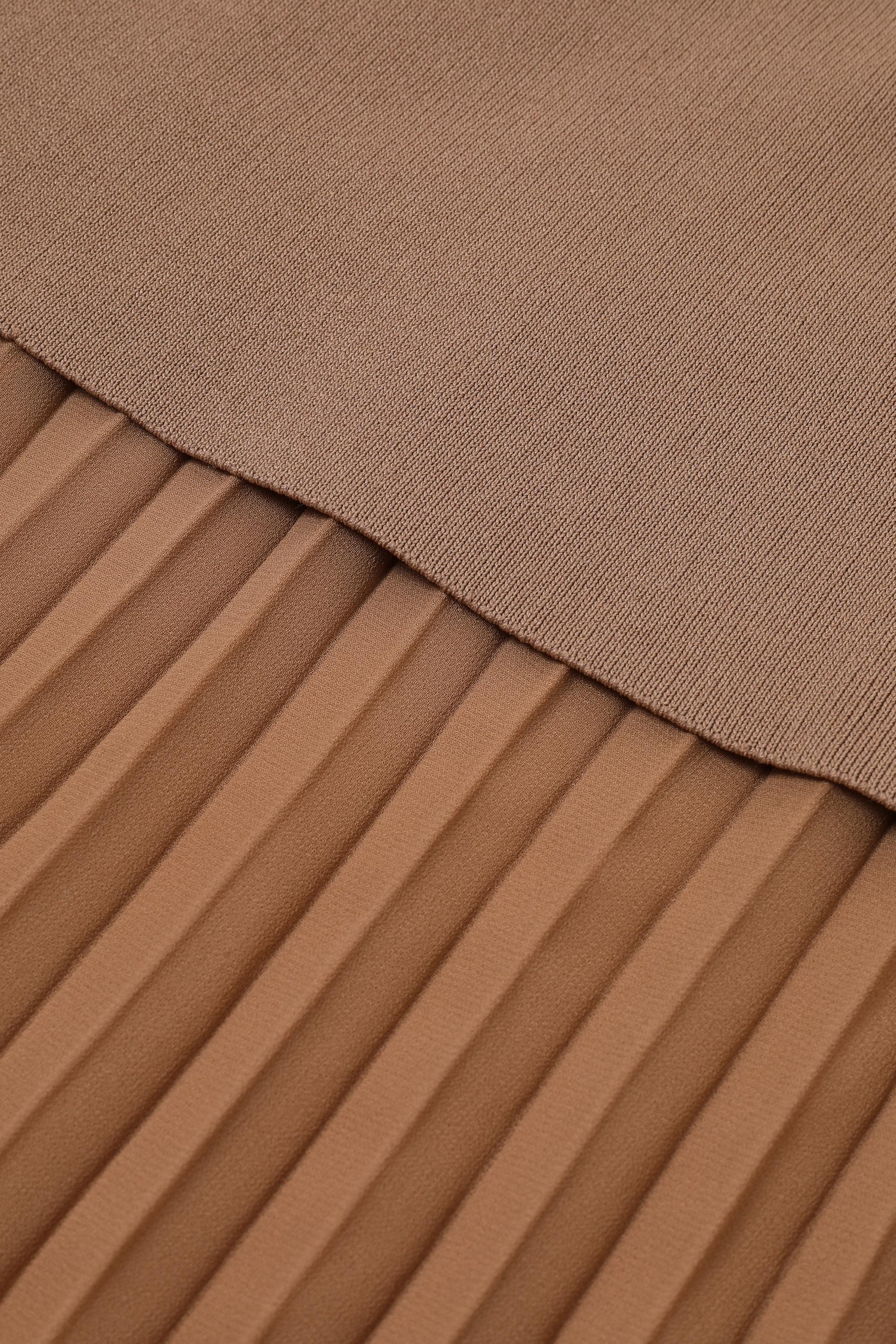 Dual Motion Midi Skirt